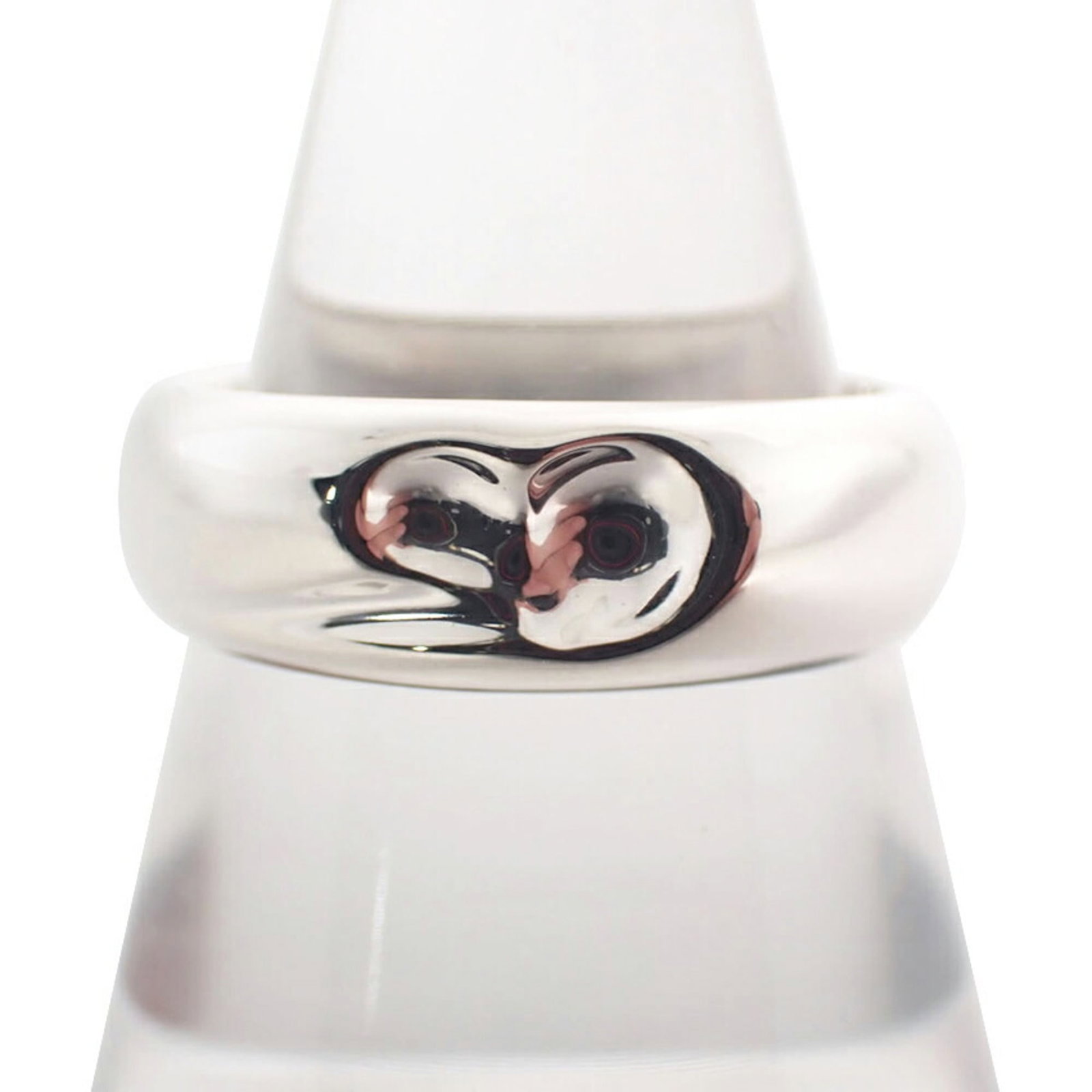 Sterling Silver Ring Tiffany Band: Sterling Silver Ring Tiffany Band Sterling Silver Ring Tiffany Band - A pre-owned, very good condition band ring from Tiffany featuring sterling silver construction and a classic design. The ring bear