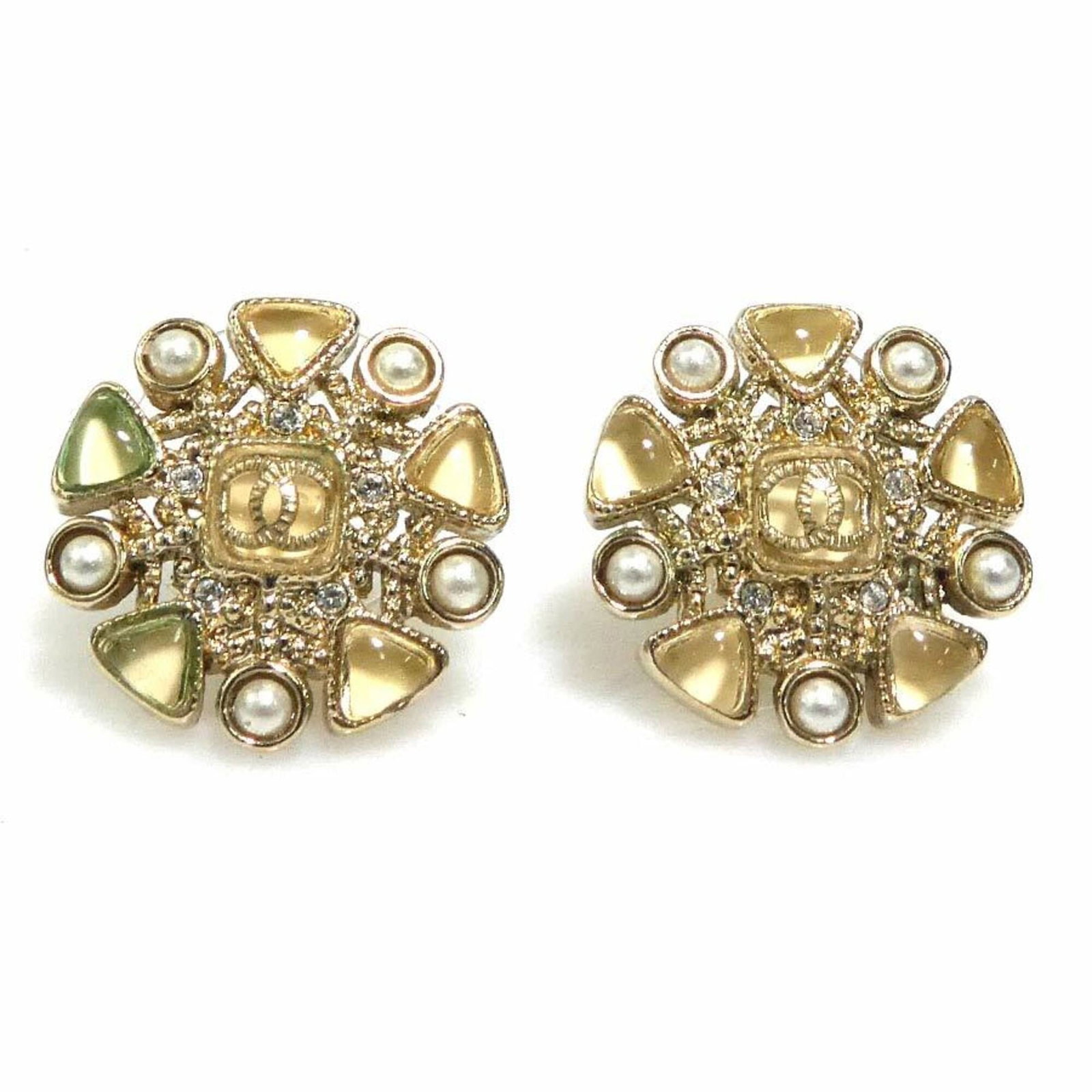 Metal Pearl Stud Earrings Chanel Artificial (1 of 10)