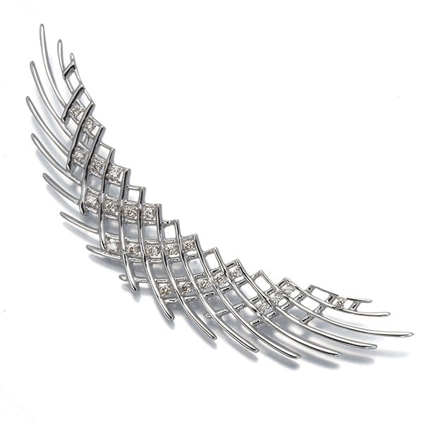Gstv Pendant Diamond 0.22Ct Feather 18K 750 White Gold: Gstv Pendant Diamond 0.22Ct Feather 18K 750 White Gold 18k white gold pendant features a natural diamond with a 0.22 carat weight, set in a striking feather design. The diamond's natural creation adds