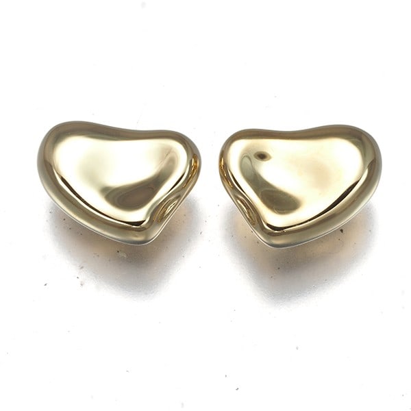 Full Heart Earrings 18K Yellow Gold Tiffany&Co: Full Heart Earrings 18K Yellow Gold Tiffany&Co 18k Yellow Gold Tiffany&Co Full Heart Earrings are a stylish stud earring featuring a heart shape in yellow gold. The piece bears the signature of