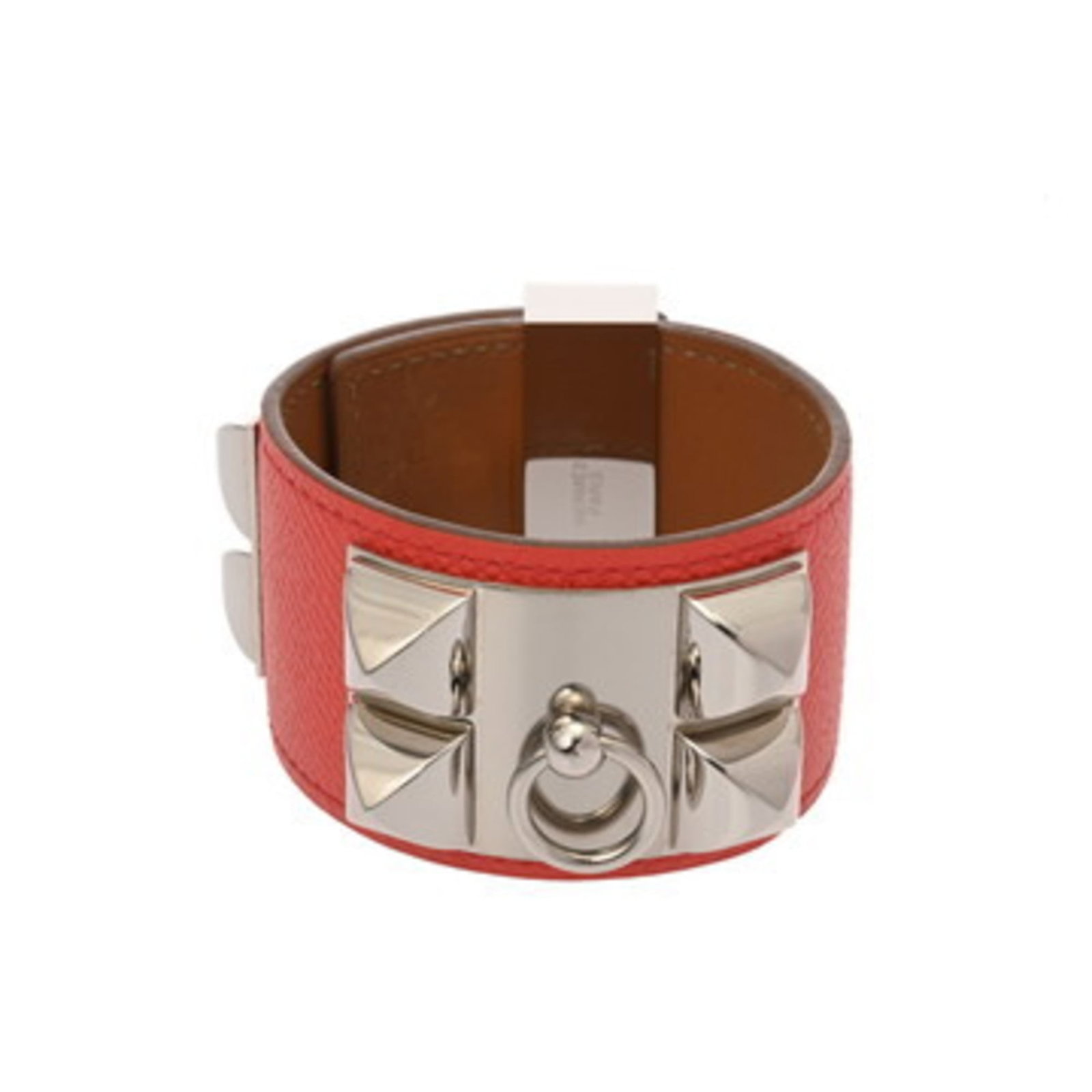 Epsom Leather Charm Bracelet Hermes: Epsom Leather Charm Bracelet Hermes Epsom Leather Charm Bracelet from Hermes features a unique rose Jaipur color and silver accents, adding an elegant touch to any outfit. The bracelet's Epsom leather
