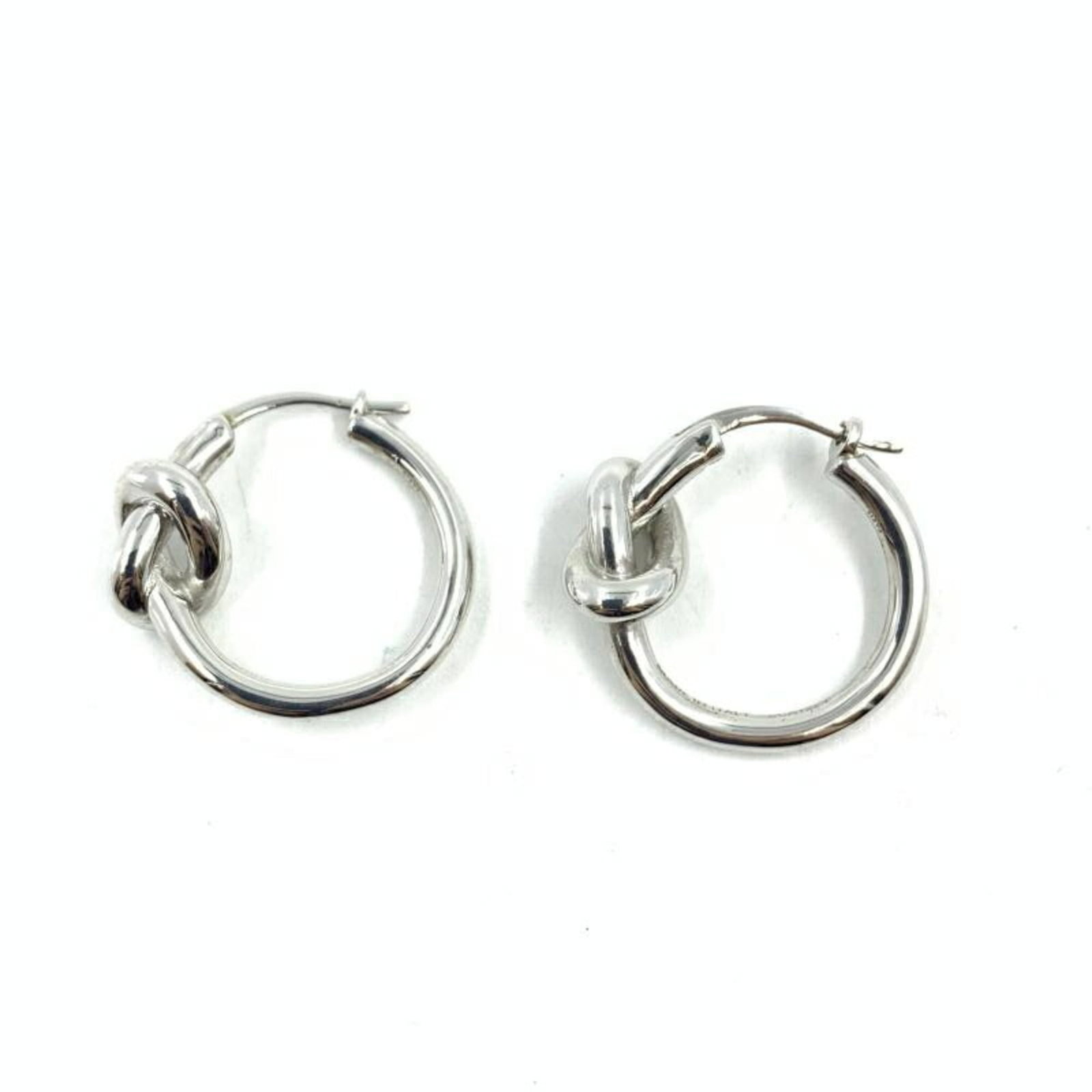 Hoop earrings Celine: Hoop earrings Celine Celine hoop earrings in silver, featuring a sleek and modern design. The earrings measure 2.00mm x 2.00mm, making them a subtle yet stylish addition to any outfit. With traces of
