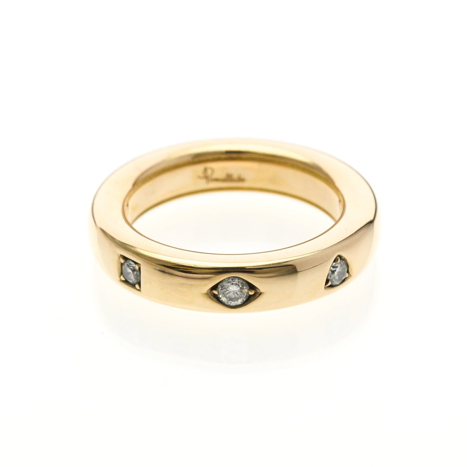 Pink Gold 18K Band Ring Pomellato: Pink Gold 18K Band Ring Pomellato Pink Gold 18K Band Ring Pomellato features a stylish design with a subtle pink gold hue. This fashion band ring boasts a diamond stone and measures 53, fitting a US