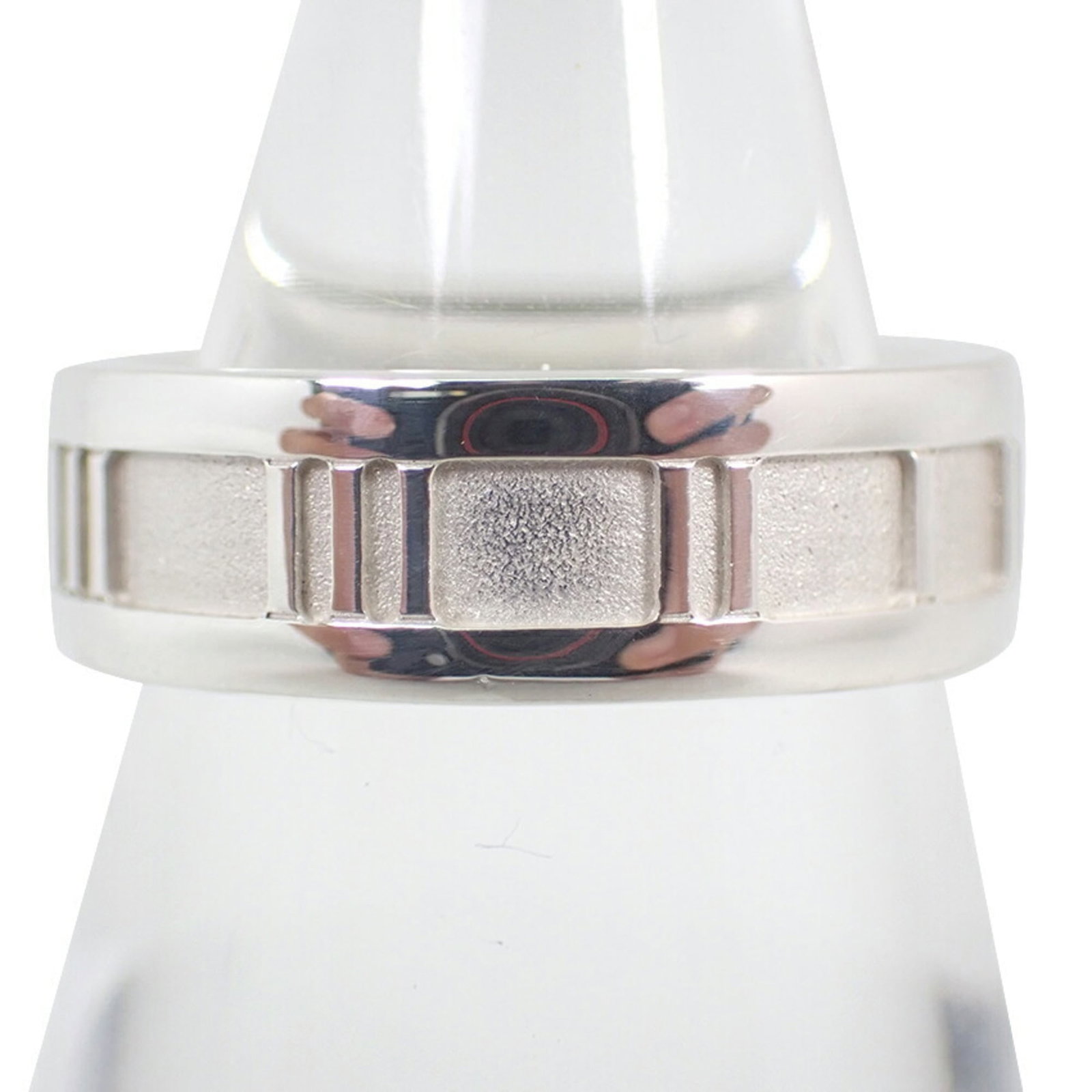 Sterling Silver Ring Tiffany Band: Sterling Silver Ring Tiffany Band Sterling silver ring with Tiffany band design, featuring a classic and elegant look. Made from high-quality sterling silver (925), this band ring is a great option