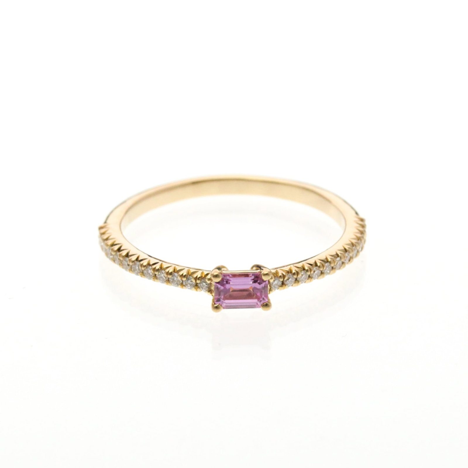 Pink Gold Ring Band Tiffany: Pink Gold Ring Band Tiffany Pink Gold Ring Band from Tiffany, featuring a 3.00mm x 4.30mm diamond and sapphire stone set in an 18K pink gold band with a width of 1.5mm. This fashion ring is made from 