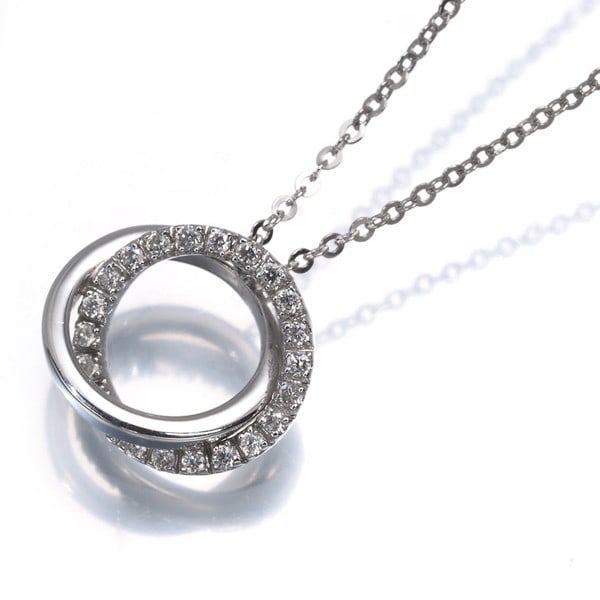 Double Diamond Circle Necklace White Gold 18K 750 Vendome: Double Diamond Circle Necklace White Gold 18K 750 Vendome Double Diamond Circle Necklace in White Gold 18K 750 Vendome. This stunning necklace features a natural diamond main stone set in an elegant