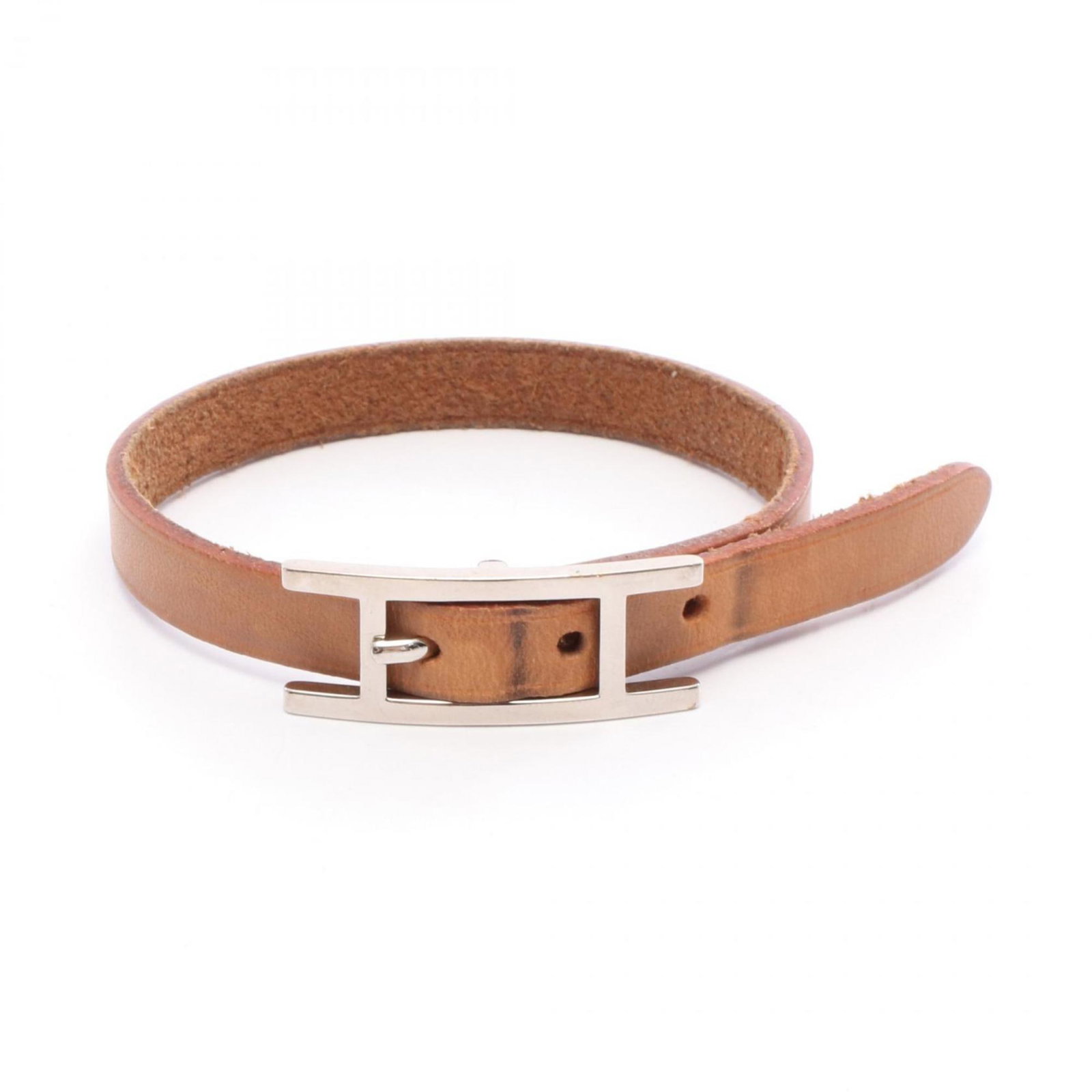 Hermes Charm Bracelet Leather Stainless Steel: Hermes Charm Bracelet Leather Stainless Steel Brown leather and silver stainless steel charm bracelet from Hermes, featuring a classic design with subtle signs of use. The 15.5cm-18cm length offers a 