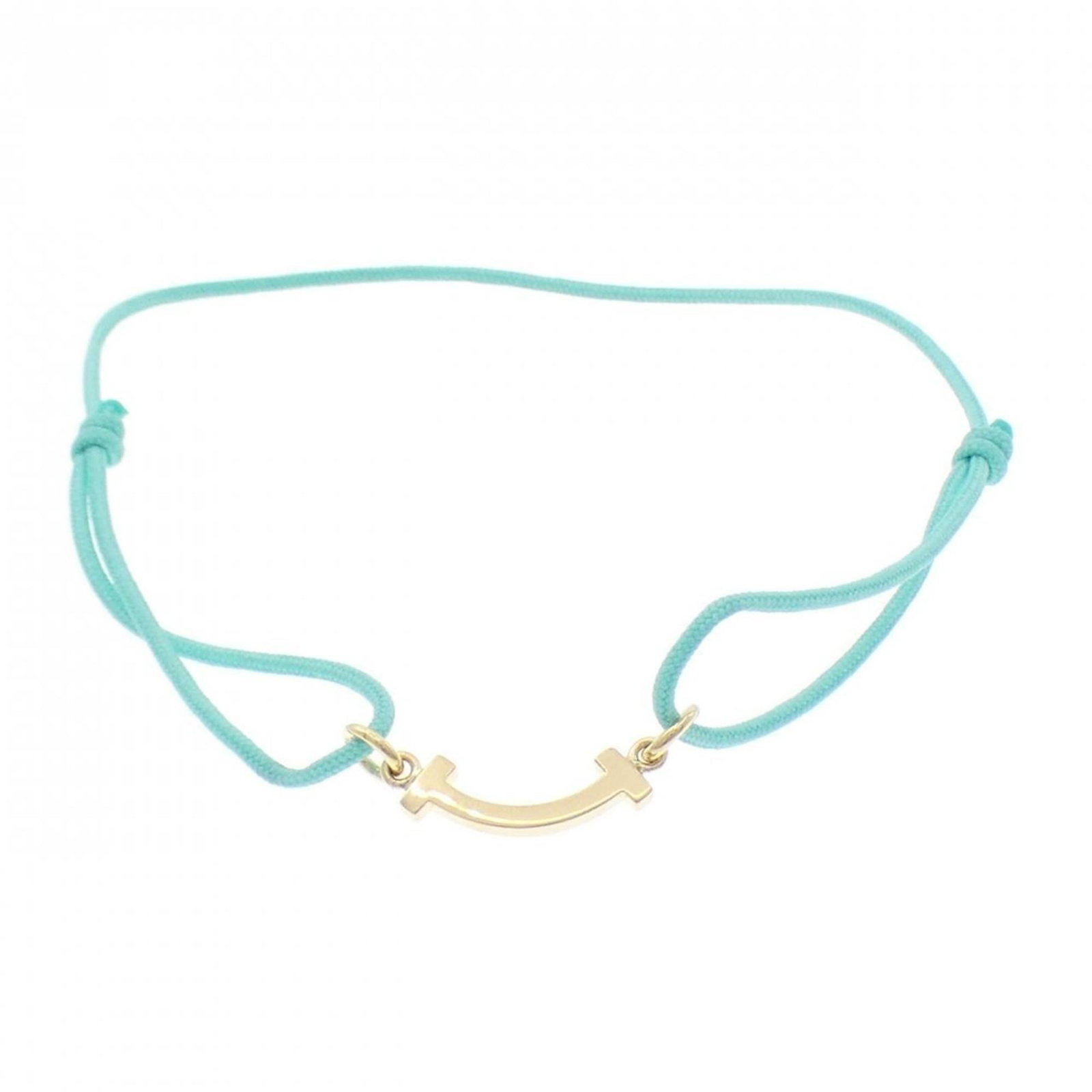 Tiffany Charm Bracelet Yellow Gold (18K): Tiffany Charm Bracelet Yellow Gold (18K) Yellow Gold (18K) Tiffany Charm Bracelet in Excellent Condition. This 3.7mm wide charm bracelet features a beautiful yellow gold finish, showcasing a few subtl