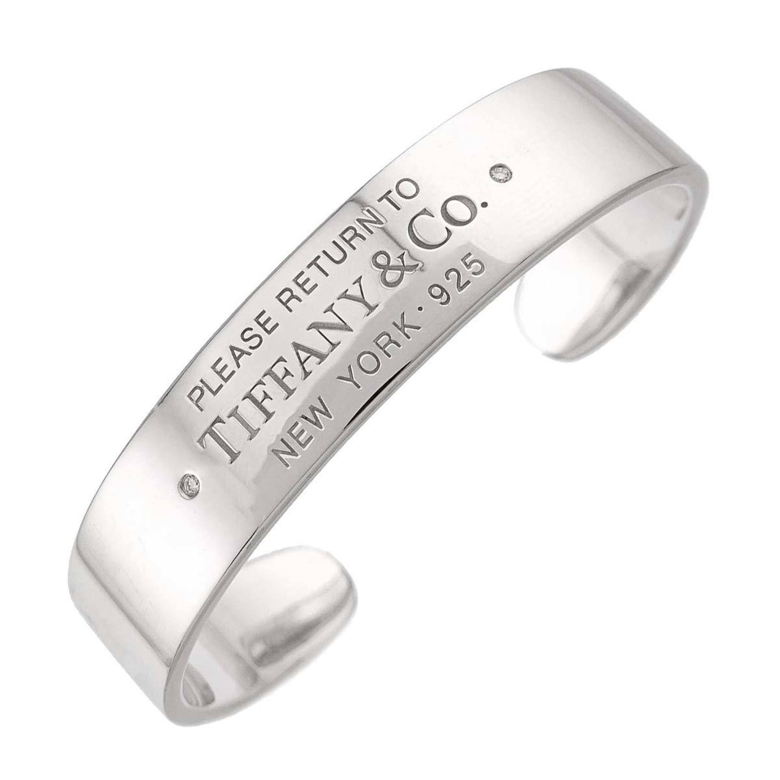Silver 925 Tiffany Cuff Bracelet: Silver 925 Tiffany Cuff Bracelet Silver 925 Tiffany Cuff Bracelet, made from high-quality silver with a durable finish, features a sleek and modern design. The bracelet measures 14cm in length and 1.1