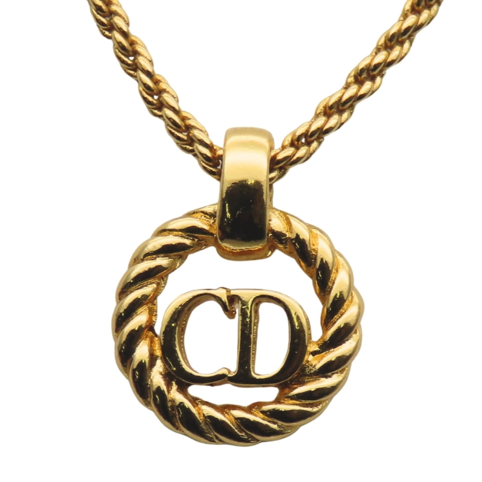 Christian Dior Twist Cd Necklace Gold Plated Women's Metal Gp: Christian Dior Twist Cd Necklace Gold Plated Women's Metal Gp Christian Dior's Twist Cd Necklace in gold plated metal is a stylish accessory for women. The necklace features a pendant with dimensions 