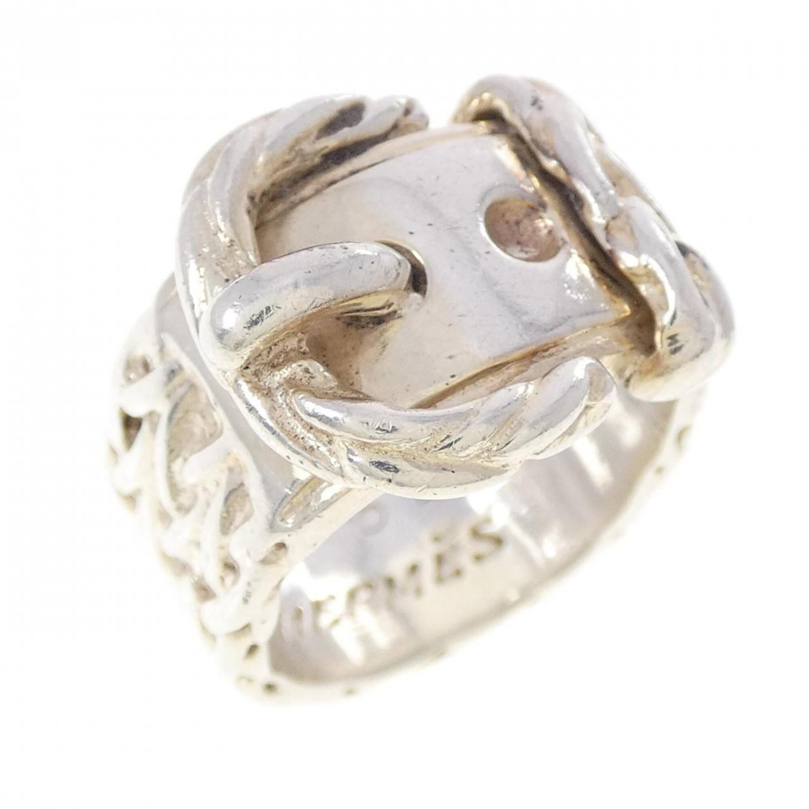 Ring Band Hermes: Ring Band Hermes The Hermes Ring Band features a sleek, sophisticated design with a subtle weight and a comfortable fit. With its classic style and understated elegance, it's perfect for everyday wear