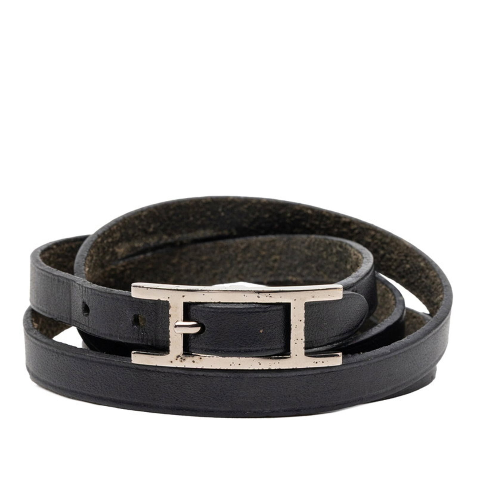 Hermes Charm Bracelet Leather: Hermes Charm Bracelet Leather Black leather charm bracelet from Hermes, measuring 74.5cm in length, with traces of usage and minor scratches visible. The item bears a signature but details on the iden