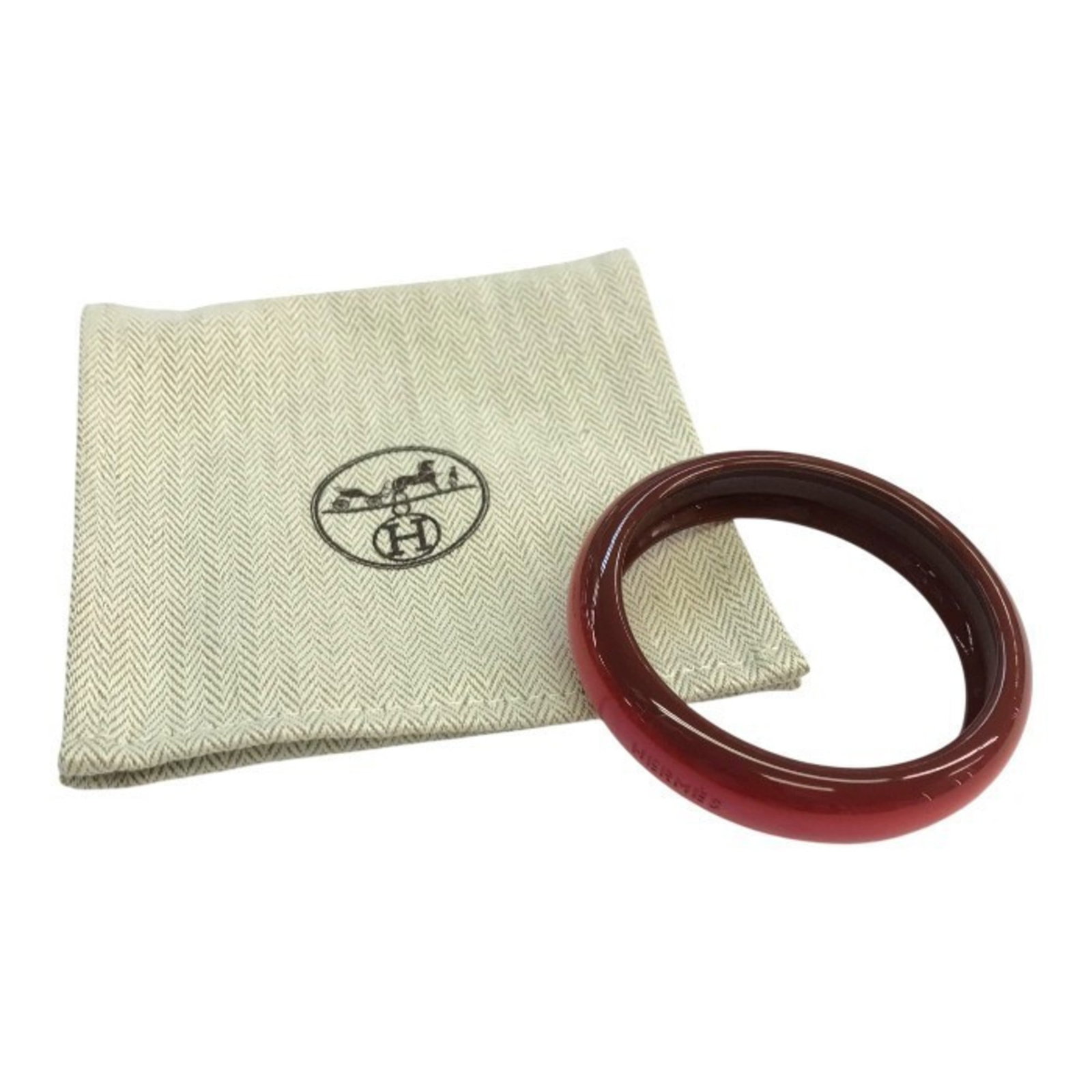 Wood Lacquer Bangle Hermes: Wood Lacquer Bangle Hermes Brown, Pink Orange, Red Orange lacquer and wood bangle from Hermes. This 6.2cm / 2.44'' bangle features a unique combination of colors and materials. Used in very good condi