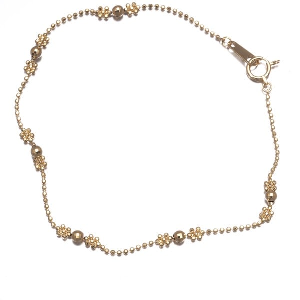 Mirror Ball Bead Bracelet 18K 750 Yellow Gold: Mirror Ball Bead Bracelet 18K 750 Yellow Gold 18k yellow gold mirror ball bead bracelet shines with intricate details, its 18k metal purity and yellow gold finish adding a touch of luxury. This