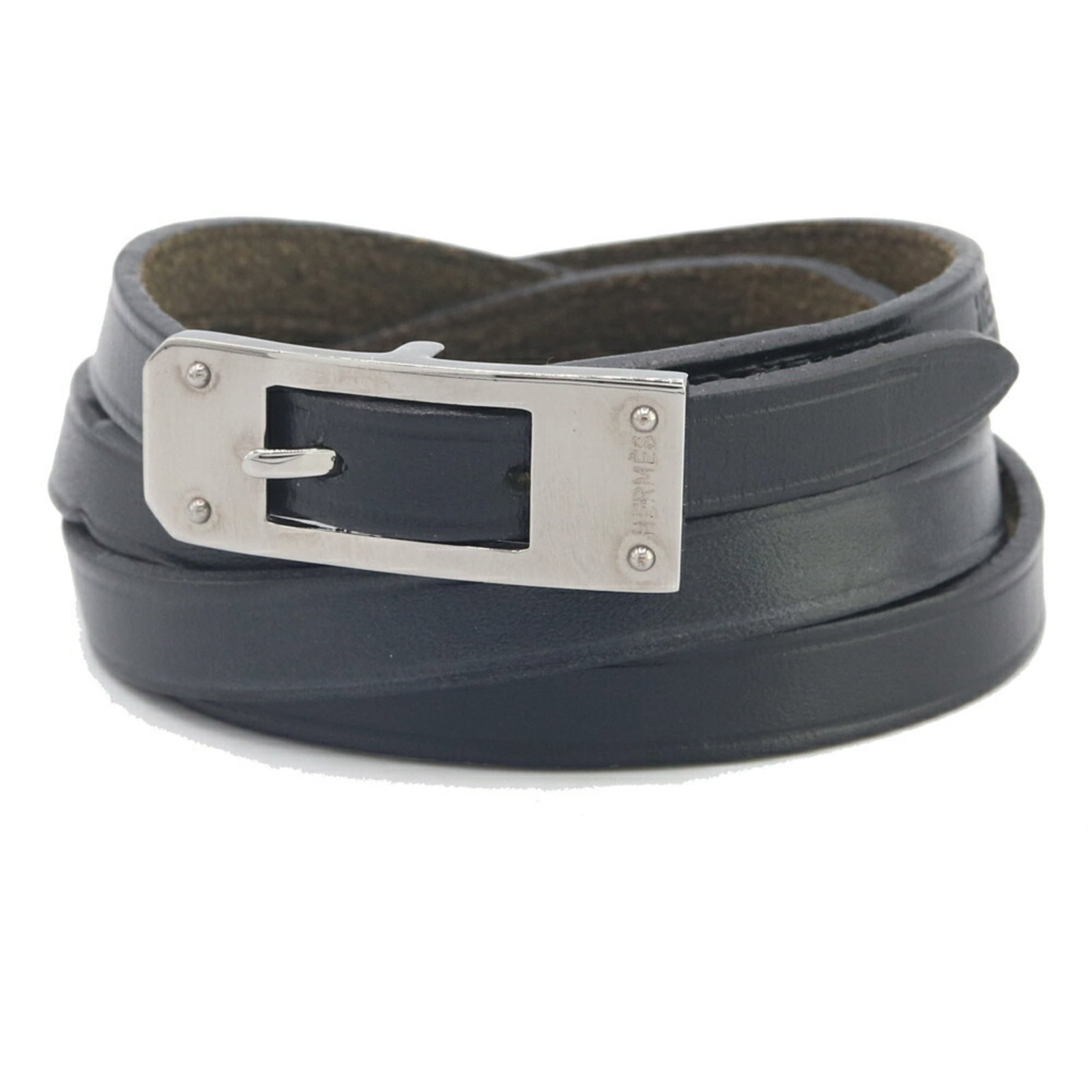 Hermes Charm Bracelet Leather: Hermes Charm Bracelet Leather Black leather charm bracelet from Hermes, measuring 73.5cm in length, with visible traces of usage and minor scratches. This used item retains its original charm, bearing
