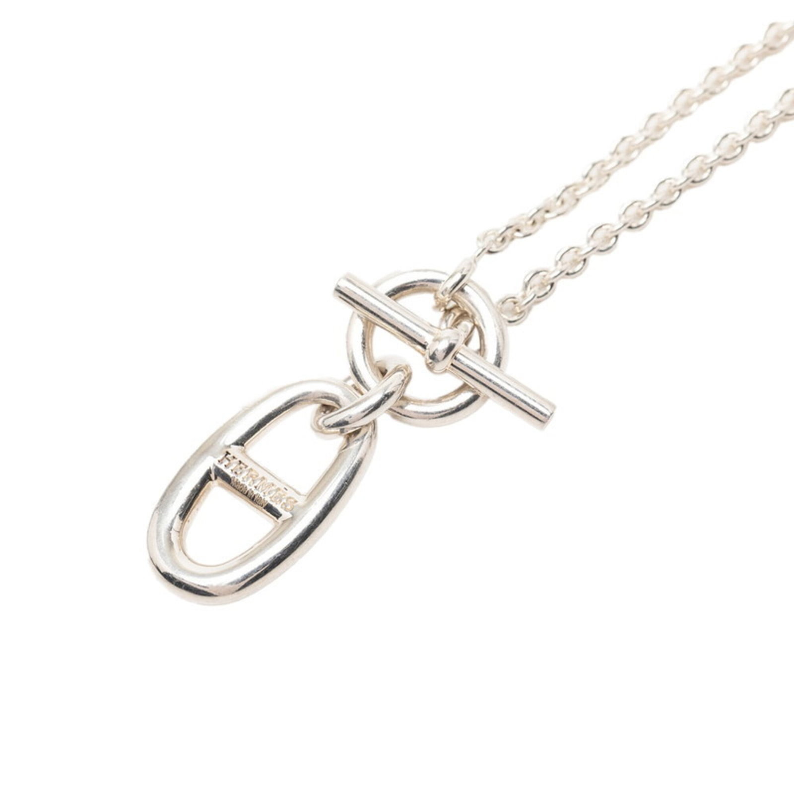 Silver Sv925 Women's Hermes Necklace Amulette Ancre Chaine D: Silver Sv925 Women's Hermes Necklace Amulette Ancre Chaine D Silver Sv925 Women's Hermes Necklace Amulette Ancre Chaine D - A pre-owned, high-quality silver necklace featuring an elegant amulette desi
