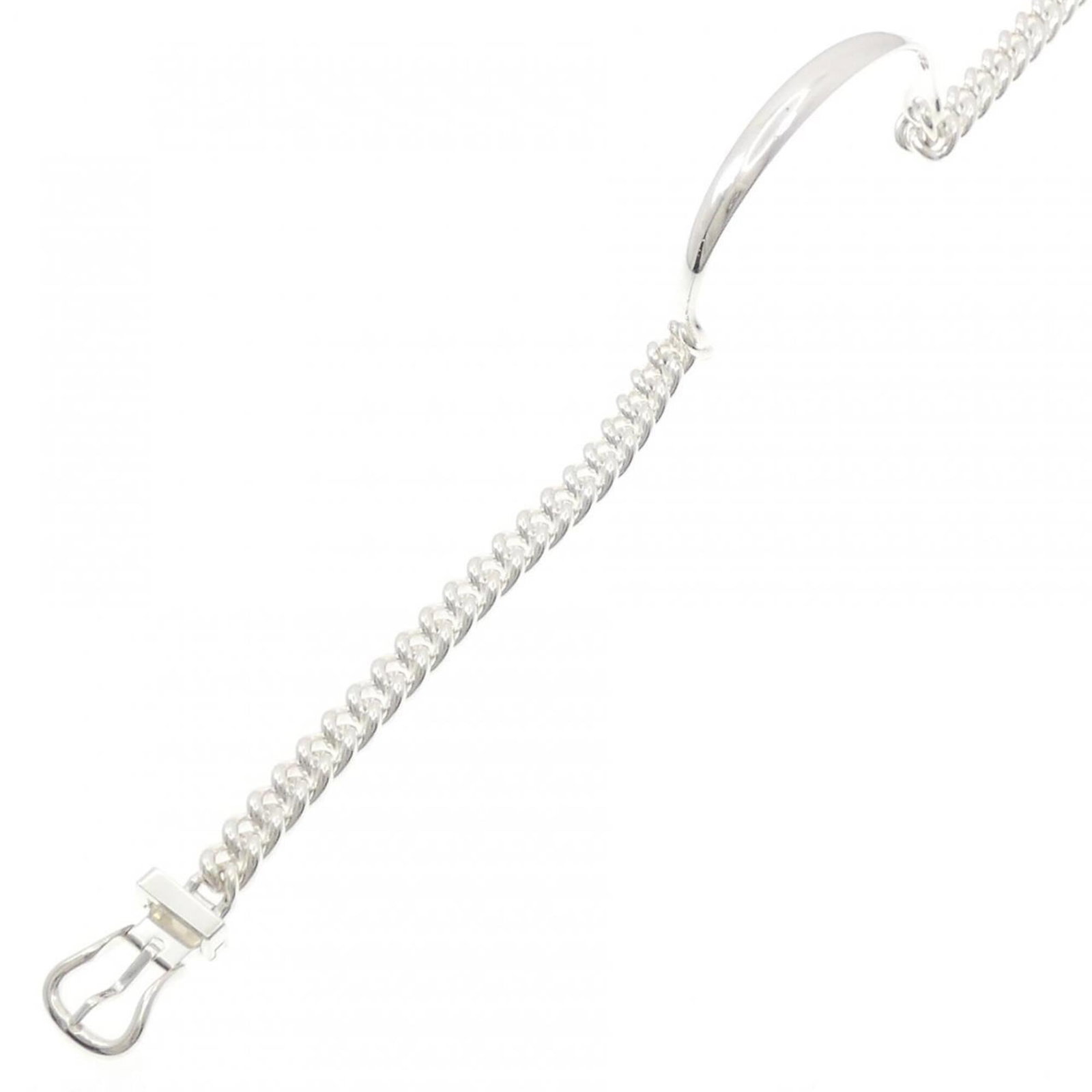 Silver Charm Bracelet 925 by Hermes: Silver Charm Bracelet 925 by Hermes Silver Charm Bracelet 925 by Hermes, a delicate and elegant accessory in sterling silver, measuring 15.5cm - 16cm in length. This like-new charm bracelet features a