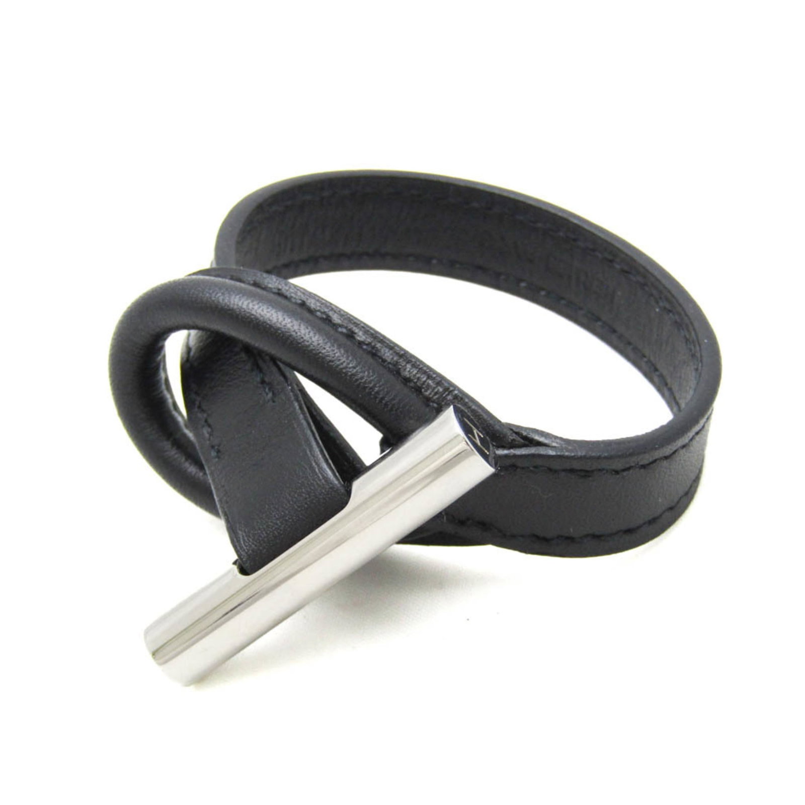 Metal leather bangle Hermes: Metal leather bangle Hermes Black and silver metal leather bangle from Hermes, with a total length of 19cm and a width of 1.2cm, featuring a sleek design that adds a touch of sophistication to any