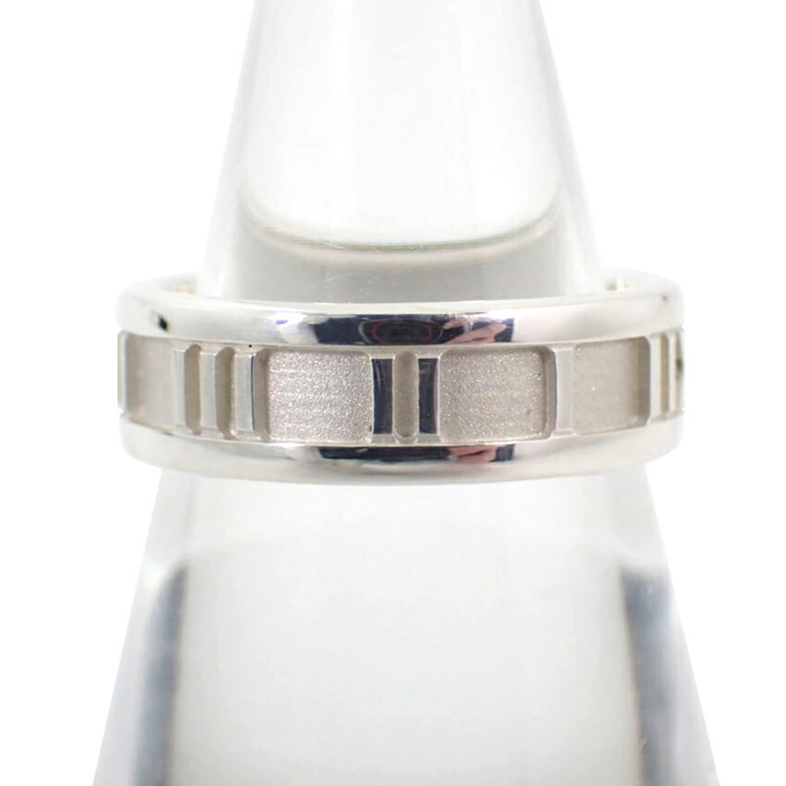 Sterling Silver Ring Tiffany Band: Sterling Silver Ring Tiffany Band Sterling Silver Tiffany Band Ring, 925, Us Size 6.5, Used (like new) condition with hardly any traces of usage. This beautiful band features a high-quality sterling s