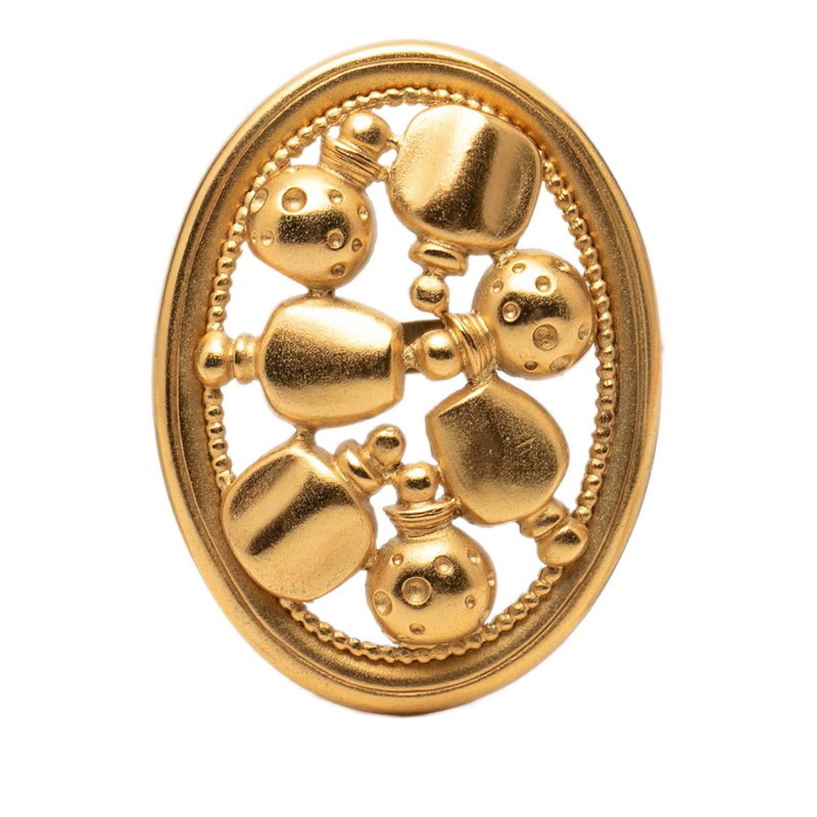 Dior Christian Brooch Gold: Dior Christian Brooch Gold Gold-plated Christian Dior brooch with a subtle gold finish, bearing a signature. Measuring 5cm x 3.8cm, it features a delicate design that adds a touch of elegance to any o