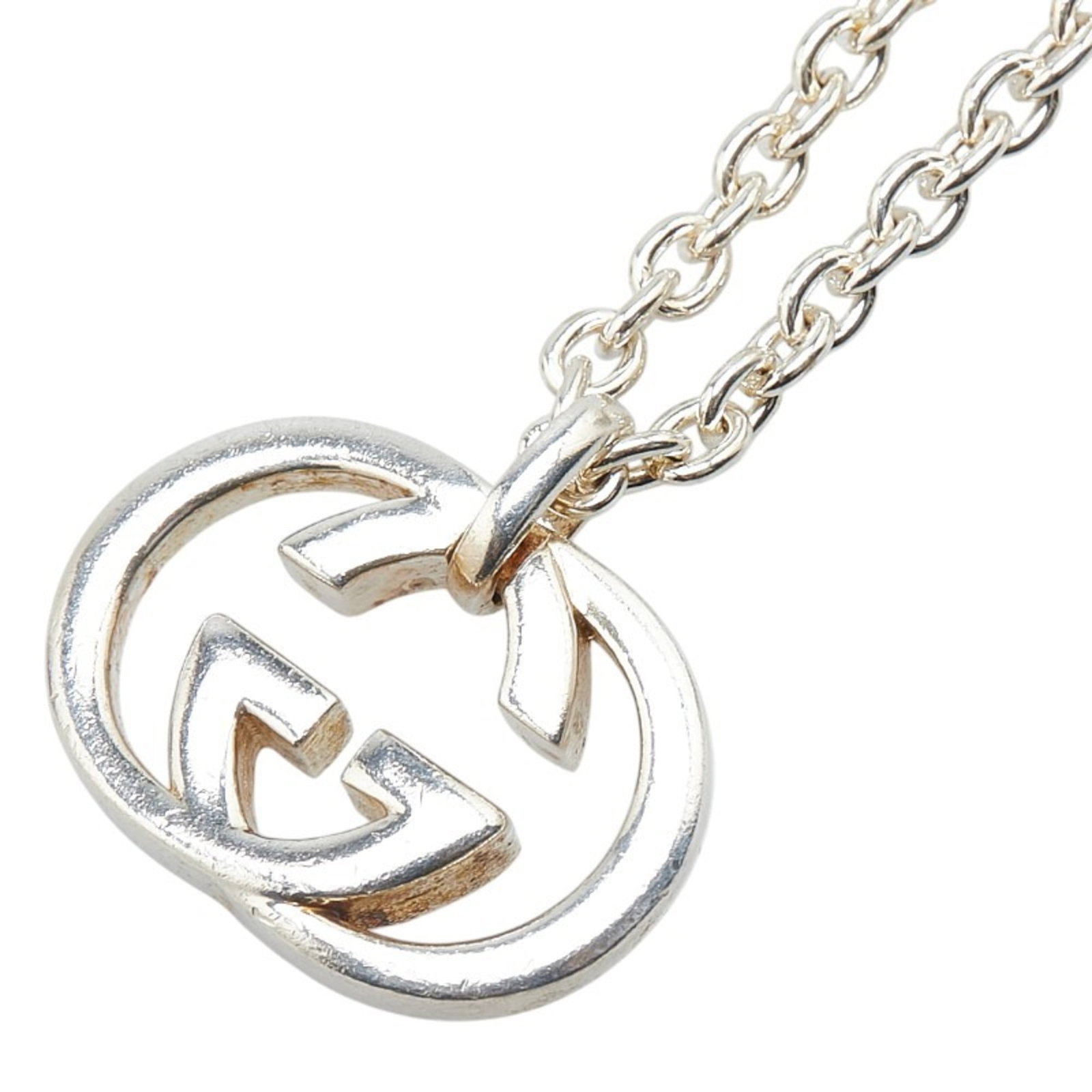 Interlocking G Necklace Sv925 Silver For Women: Interlocking G Necklace Sv925 Silver For Women Silver 925 Gucci Interlocking G Necklace for Women, featuring an interlocking G pendant with a silver chain and adjustable neck circumference of 50 cm. T