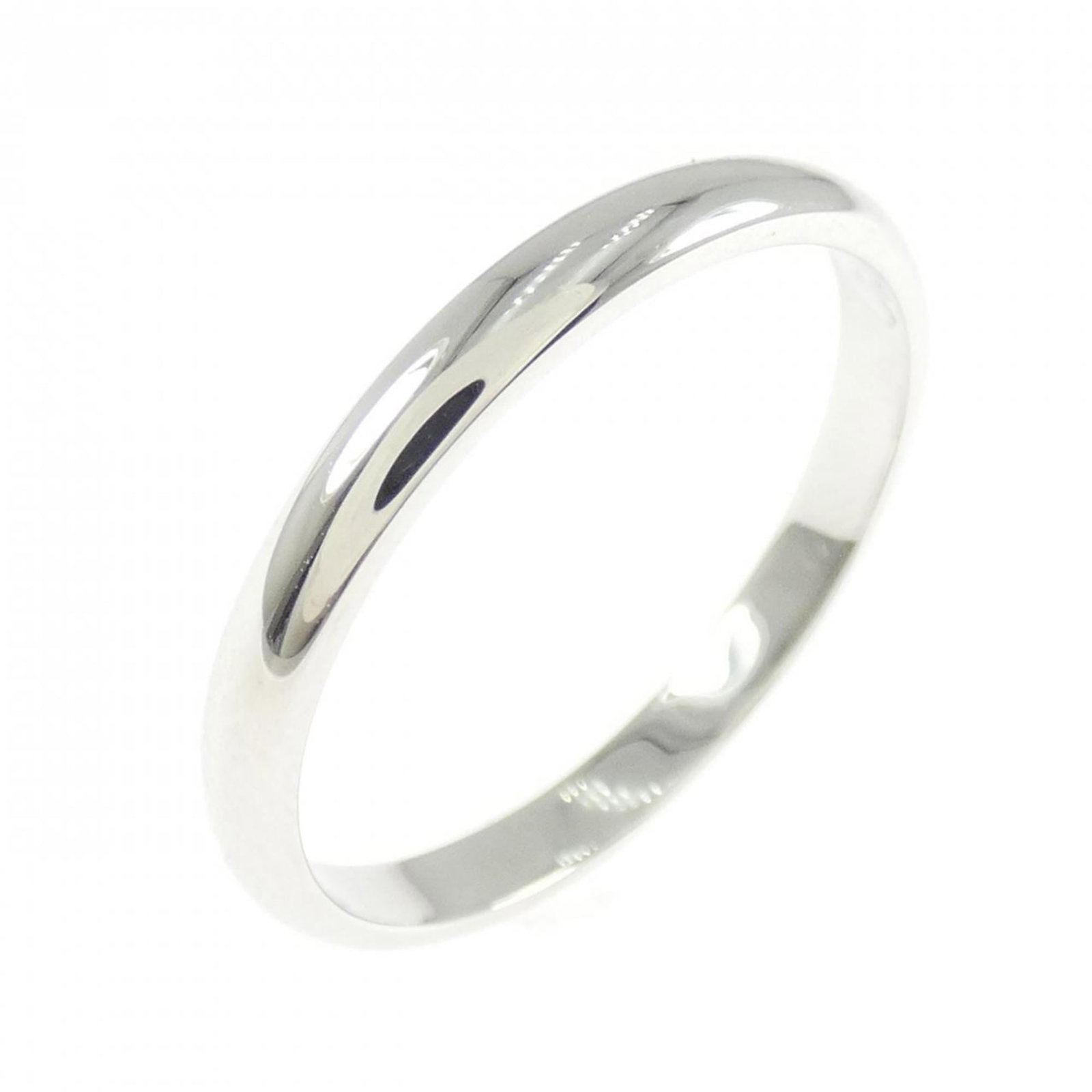 Ring Platinum Cartier Wedding: Ring Platinum Cartier Wedding Platinum Cartier Wedding Ring, a timeless piece from the renowned luxury brand. Made from high-quality platinum, this ring boasts a sleek design with a width of 2.3mm and