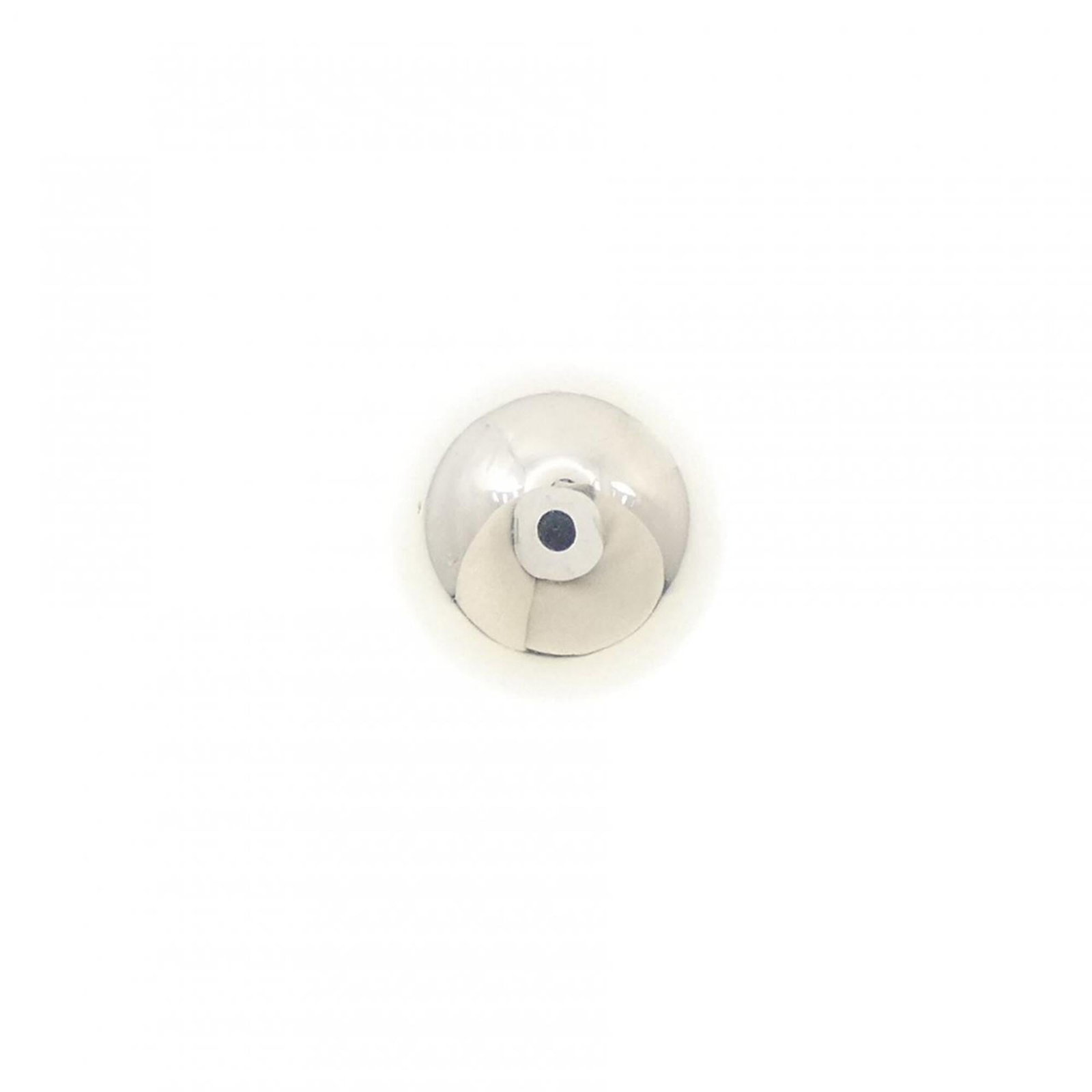 Tiffany Ball Stud Earrings Silver 925: Tiffany Ball Stud Earrings Silver 925 Silver 925 Tiffany Ball Stud Earrings with a subtle sheen, featuring a sleek ball design and a diameter of 10.1mm. Bearing a few traces of usage, these earrings s