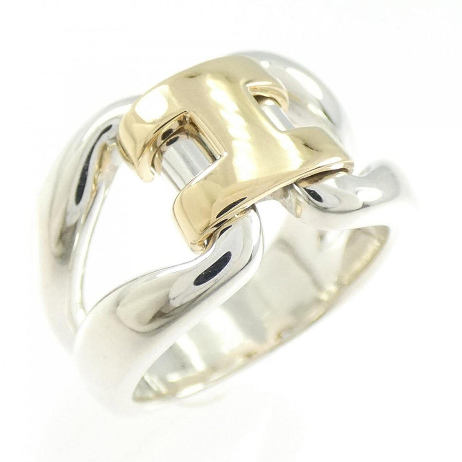 Ring Band Hermes: Ring Band Hermes Used Hermes Ring Band in excellent condition, featuring a classic design with a few subtle signs of wear. The band bears a signature but no further information is available about its