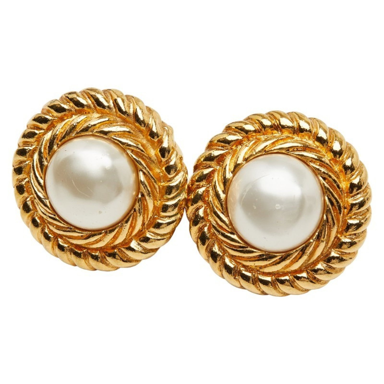 Clip earrings gold plating by Chanel: Clip earrings gold plating by Chanel Clip earrings in gold plating by Chanel, featuring artificial pearl details. The earrings showcase a classic design with a diameter of 31.2mm and a subtle sheen