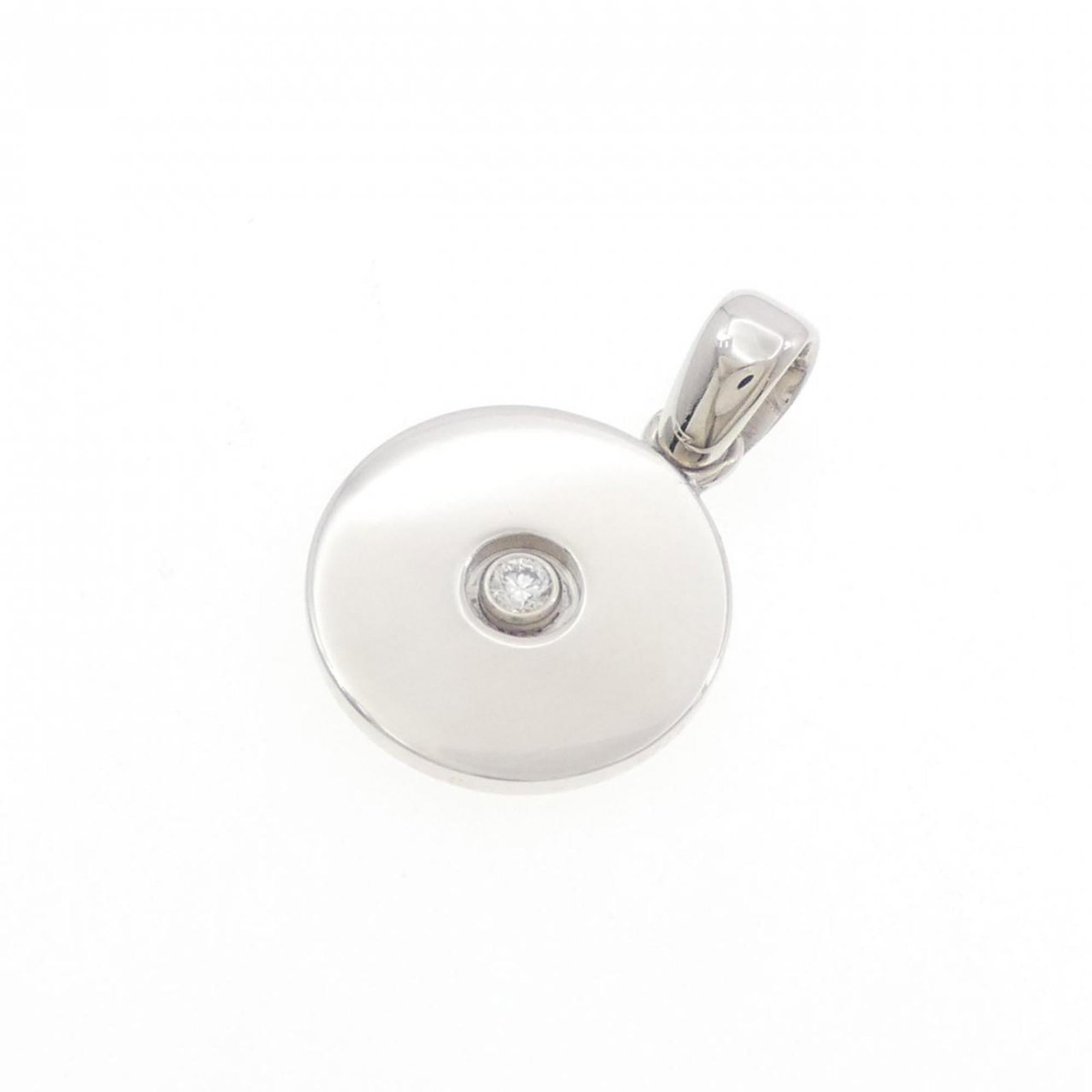 Love Medal Pendant by Cartier: Love Medal Pendant by Cartier Cartier's Love Medal Pendant features a stunning white gold setting adorned with a diamond, measuring 24.7mm x 16.3mm. This elegant pendant showcases the luxury brand's