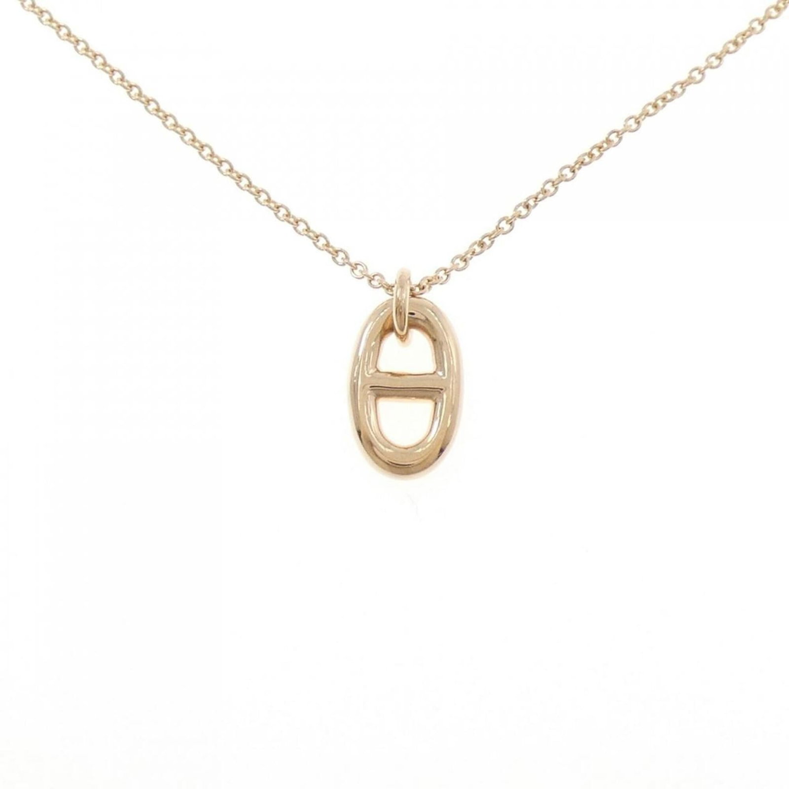 Farandole Necklace by Hermes: Farandole Necklace by Hermes Pink Gold (18K) Farandole Necklace by Hermes, featuring a pendant with dimensions of 15.7mm x 8.6mm, falls within the neck circumference range of 39 cm - 41 cm / 15.35'' -