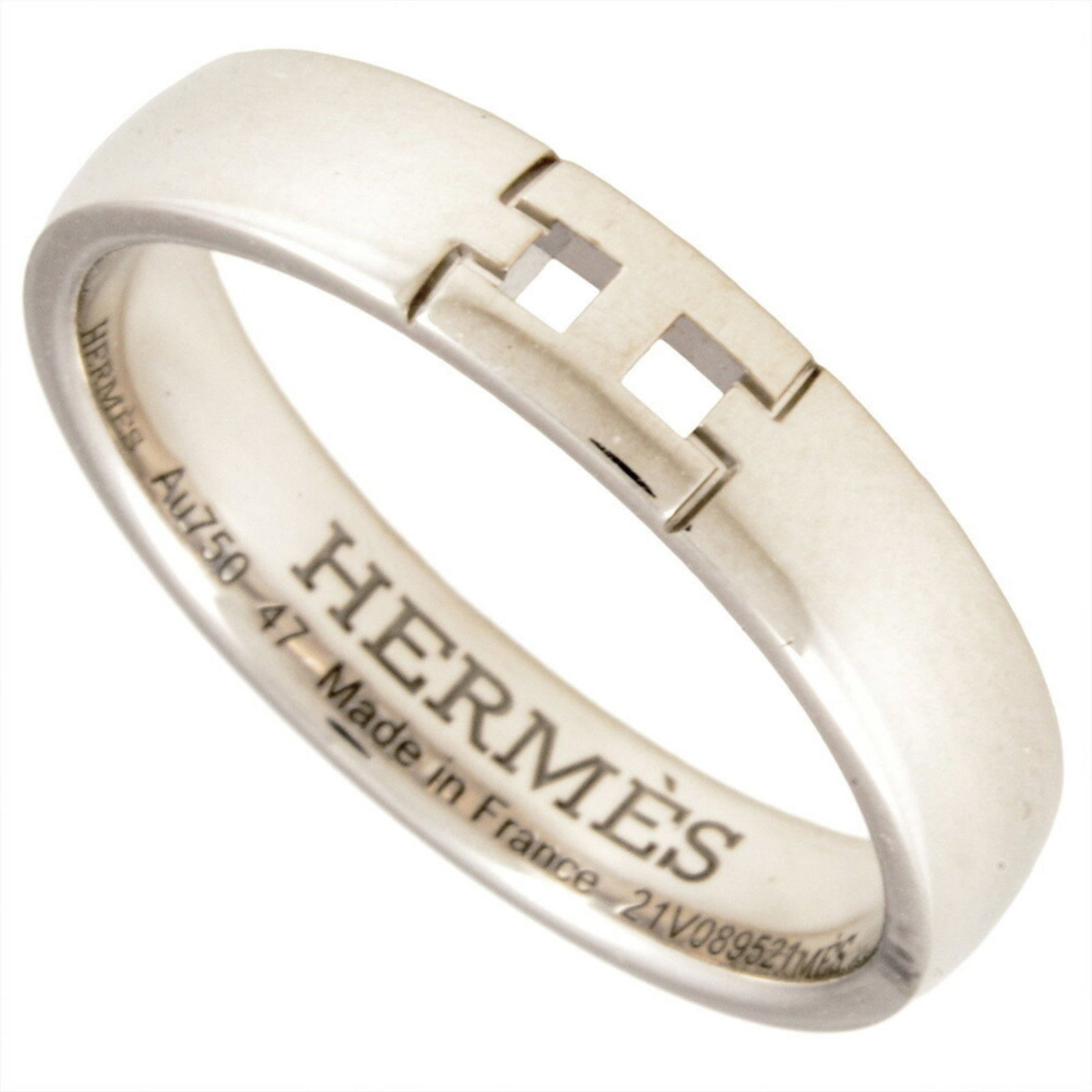 Hermes Band Ring White Gold (18K): Hermes Band Ring White Gold (18K) This Hermes Band Ring in White Gold (18K) boasts elegant design, making it a stylish addition to any jewelry collection. The item's condition is described as very goo