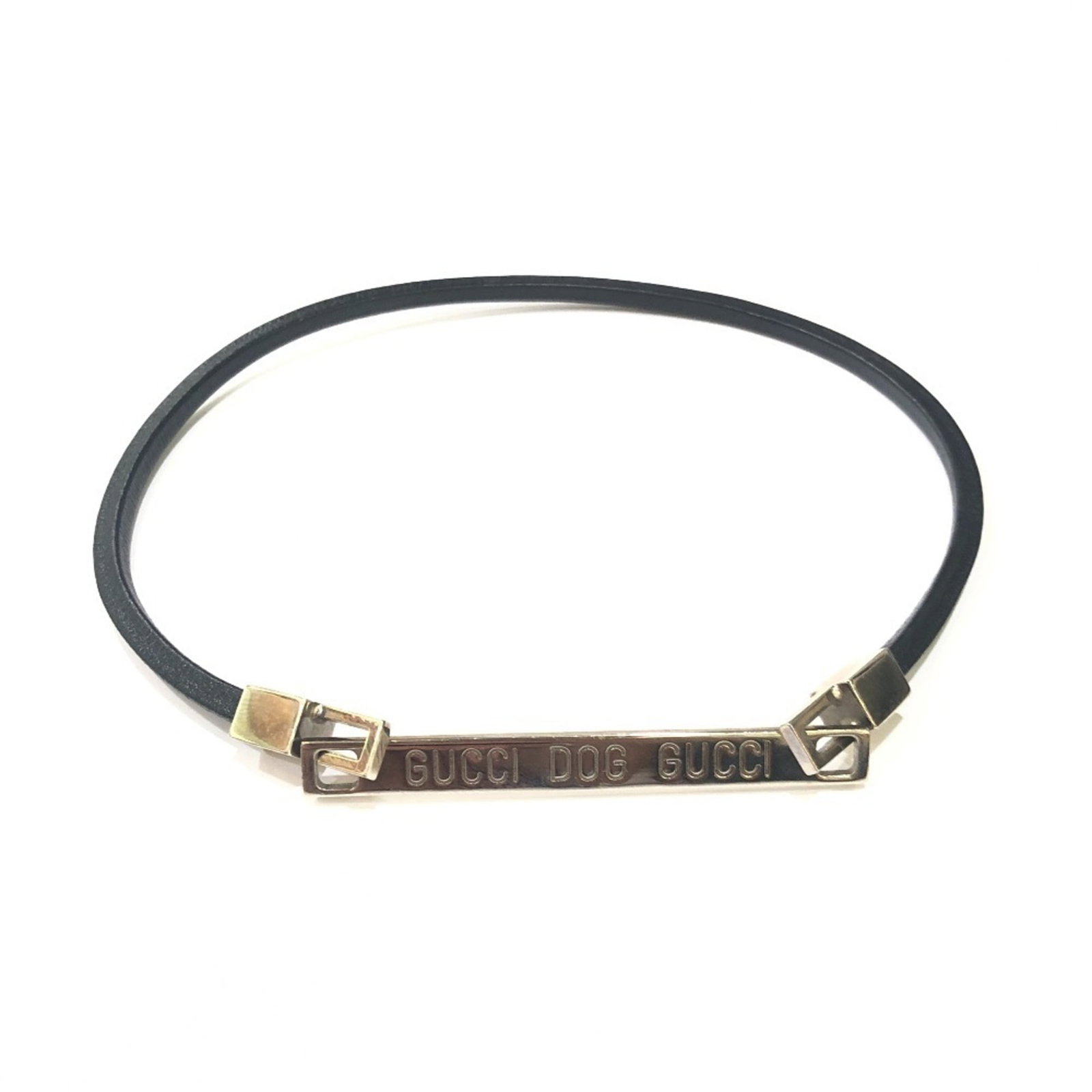 Gucci Dog Choker Necklace Ss Men'S Women'S Black: Gucci Dog Choker Necklace Ss Men'S Women'S Black Stainless steel choker necklace with Gucci logo, available in black and adjustable to fit necks up to 40 cm. This pre-owned piece features a subtle wea