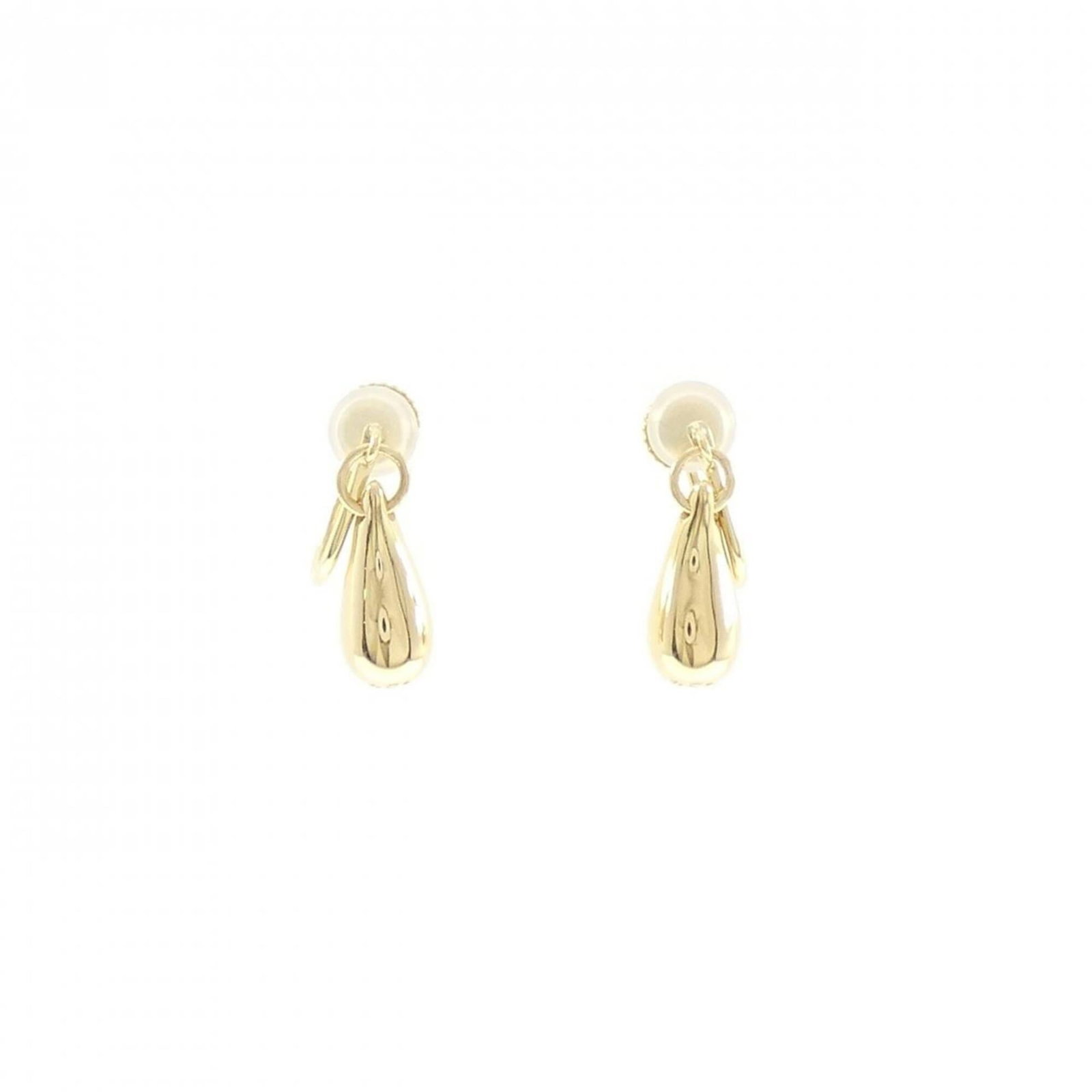 Gold Stud Yellow Earrings Tiffany: Gold Stud Yellow Earrings Tiffany Yellow gold (18K) stud earrings from Tiffany, bearing a few traces of usage with some scratches and dirt. The earrings are in very good condition despite showing sign
