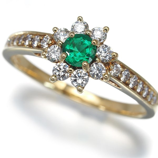Ring Emerald Continuous Row Flora Tiffany&Co Diamond Us6-6.25 18K Yg: Ring Emerald Continuous Row Flora Tiffany&Co Diamond Us6-6.25 18K Yg Yellow Gold Tiffany & Co. Diamond Ring Features a Continuous Row of Emeralds in the Flora Collection, Set in 18k YG Metal. This Nat