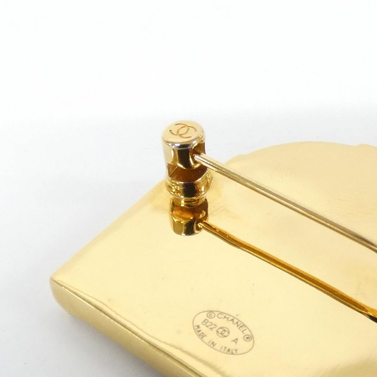 Chanel Brooch - 4