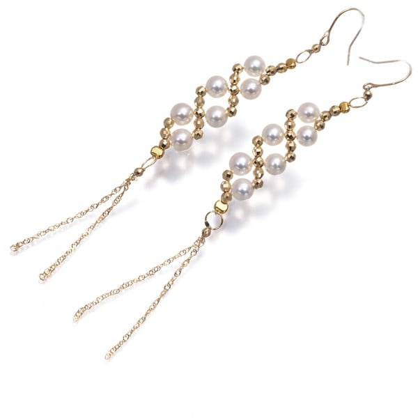 Pearl 3.8Mm Mirror Ball Bead Fringe Hook Earrings 18K 750 Yellow Gold: Pearl 3.8Mm Mirror Ball Bead Fringe Hook Earrings 18K 750 Yellow Gold Yellow gold earrings feature a cultured pearl main stone and a mirror ball bead fringe, suspended from an 18k yellow gold hook.