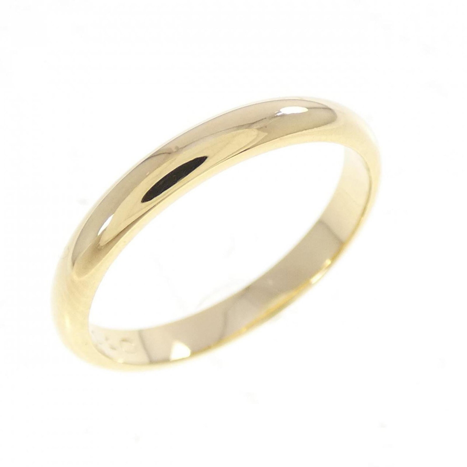 Yellow Gold 18K Cartier Wedding Ring: Yellow Gold 18K Cartier Wedding Ring Yellow Gold 18K Cartier Wedding Ring - A beautifully crafted, like-new yellow gold wedding ring from the renowned French luxury brand Cartier. This exquisite piece