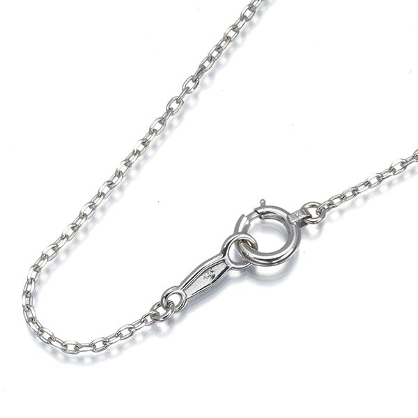 Mikimoto Chain Necklace Cable 44Cm 14K 585 White Gold: Mikimoto Chain Necklace Cable 44Cm 14K 585 White Gold MIKIMOTO's 44cm cable chain necklace boasts intricate details in 14k white gold, crafted with precision and care. This beautiful piece features a 
