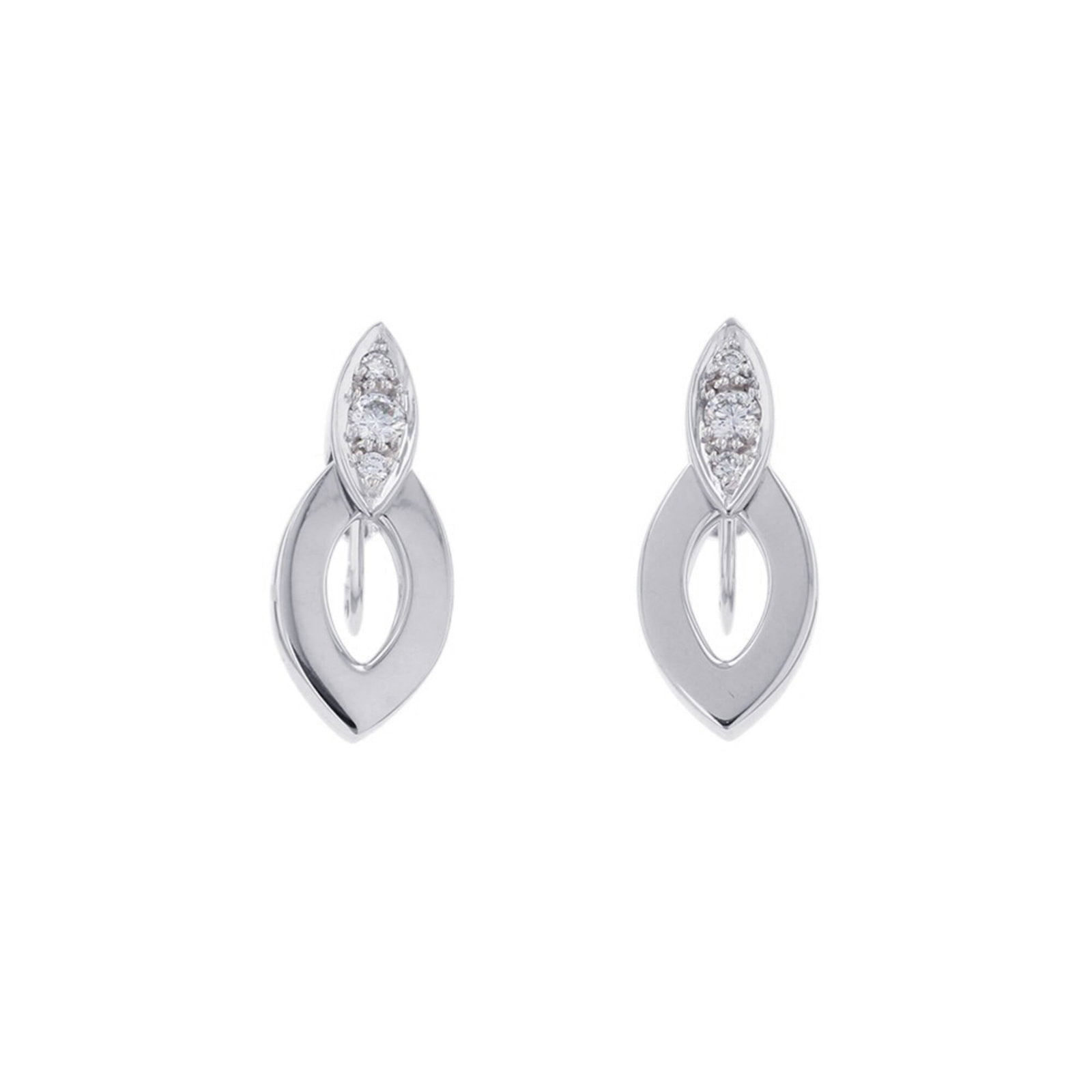 Cartier Clip Earrings White Gold (14K) White Gold (18K): Cartier Clip Earrings White Gold (14K) White Gold (18K) Cartier Clip Earrings in White Gold, featuring a timeless design with elegant simplicity. Made from high-quality white gold (14K and 18K),