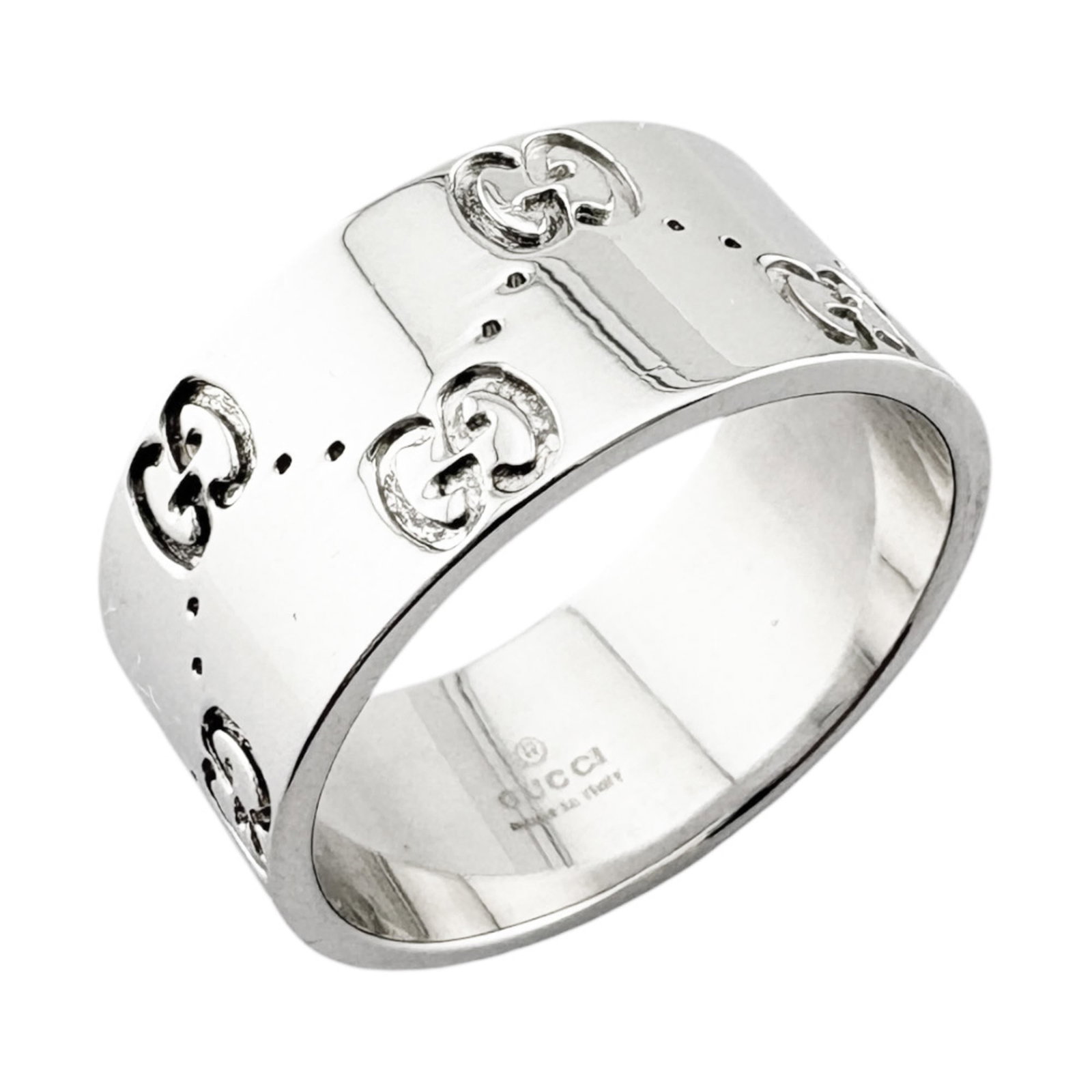 White Gold 18K Band Ring Gucci: White Gold 18K Band Ring Gucci White Gold 18K Band Ring Gucci, featuring a classic design with a touch of luxury. This 18k white gold band ring boasts a sleek and sophisticated look, perfect for