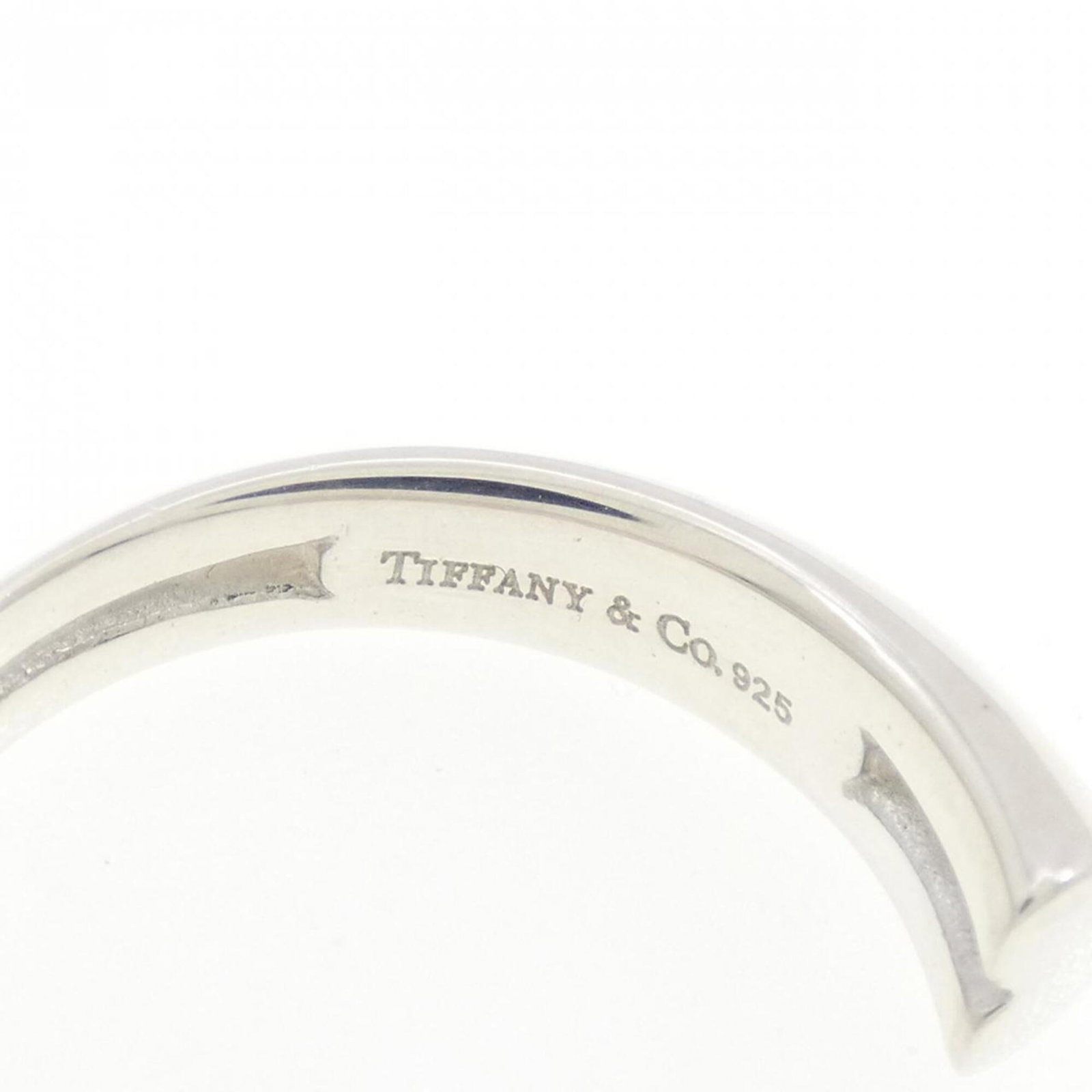 Tiffany ring tenderness - 4