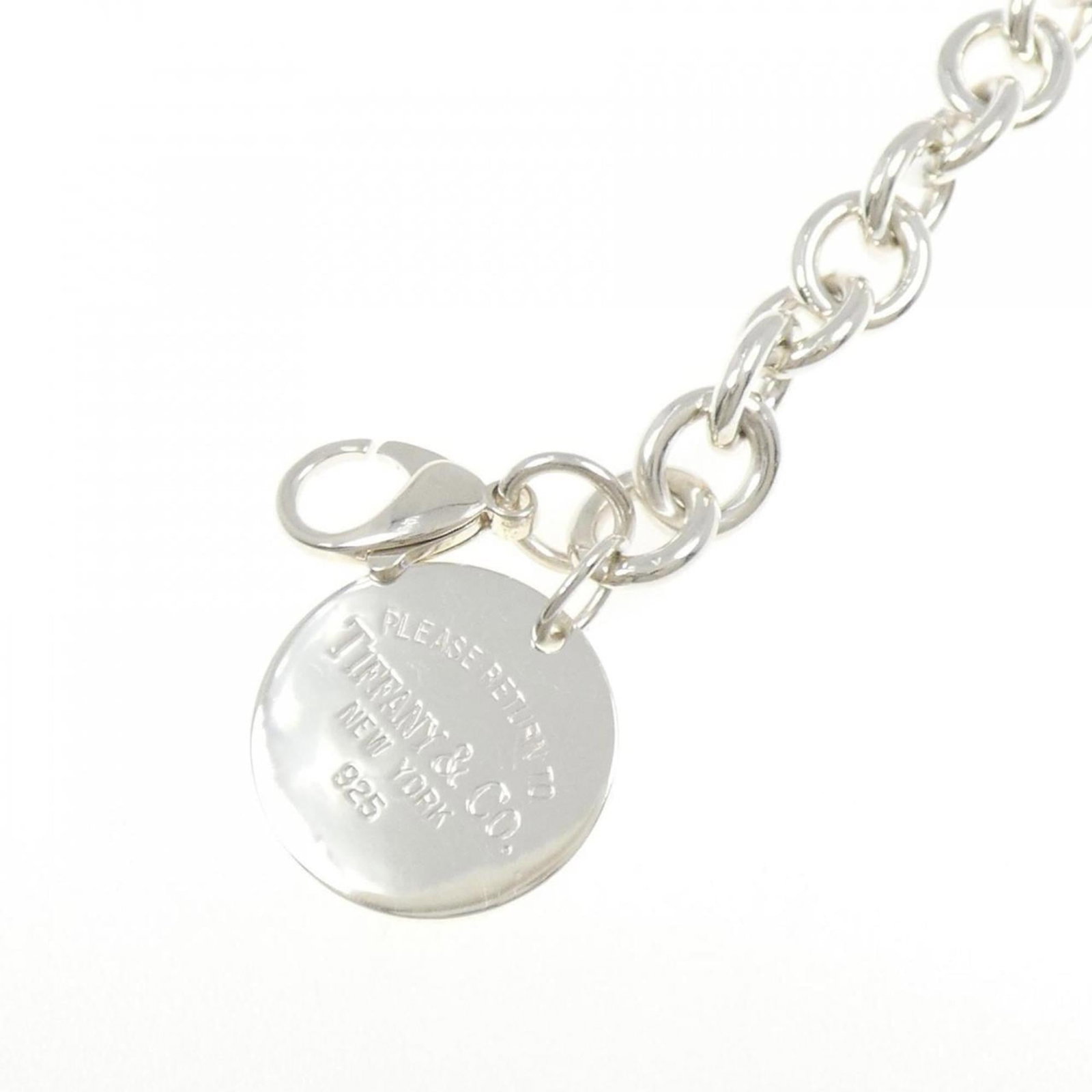 Charm Tiffany Bracelet 925 Silver: Charm Tiffany Bracelet 925 Silver Charm Tiffany Bracelet 925 Silver - A delicate and elegant charm bracelet made from high-quality silver, featuring a slender design with a total length of 19cm. The b
