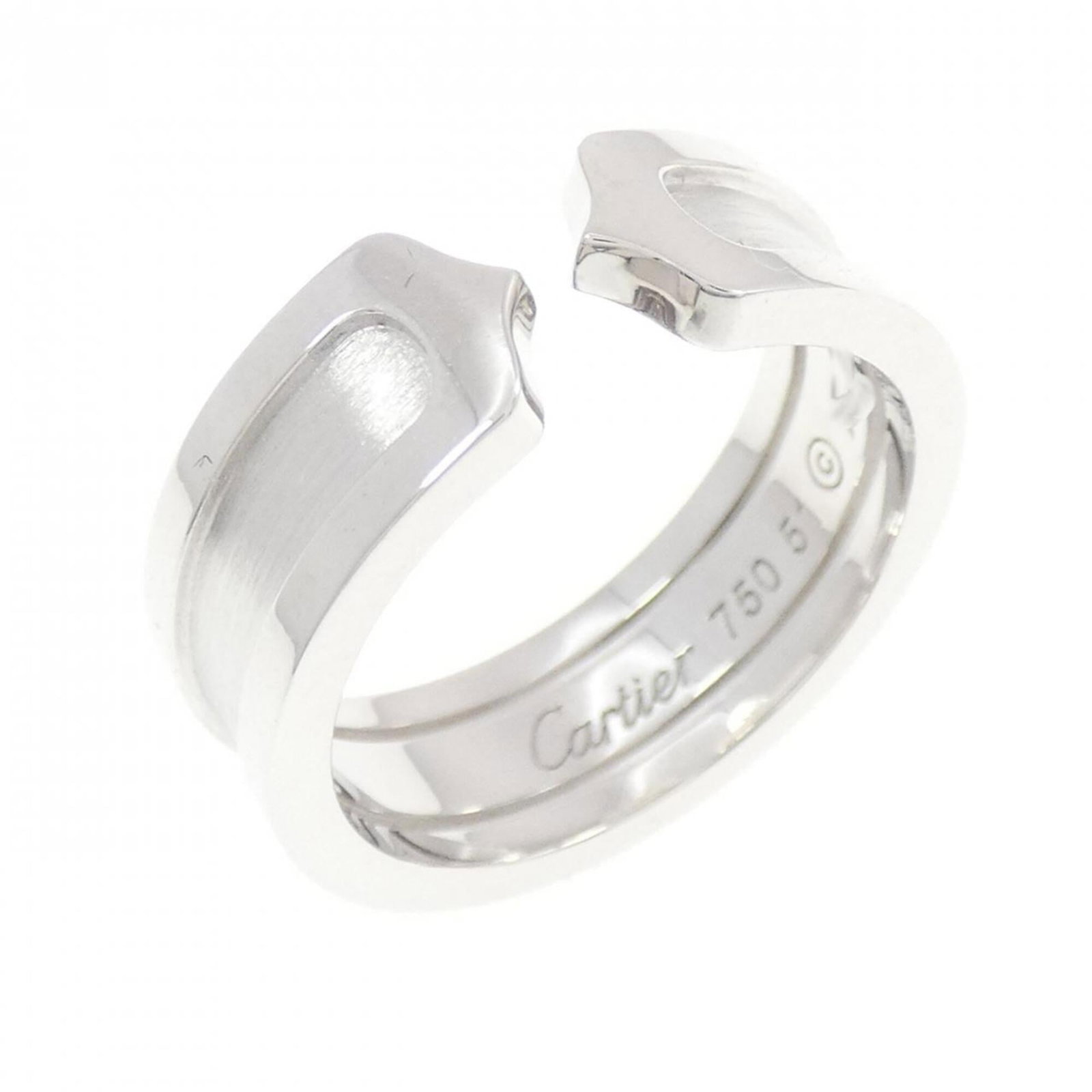 White Gold Cartier Band Ring 18K: White Gold Cartier Band Ring 18K 18K White Gold Cartier Band Ring for Women. This used band ring features a classic design with a 6.4mm width and weighs 7.7g, showcasing the elegance of 18K white