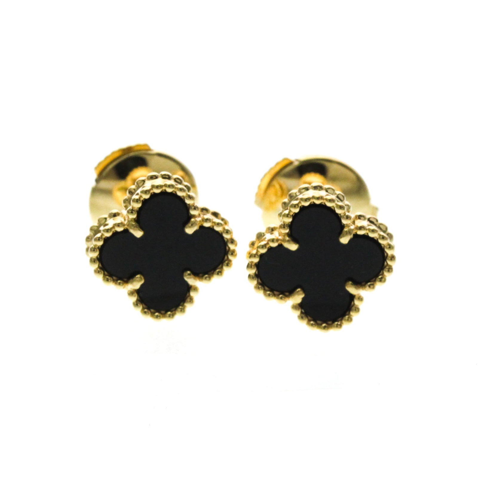 Van Cleef & Arpels Stud Earrings Yellow Gold (18K): Van Cleef & Arpels Stud Earrings Yellow Gold (18K) Stud earrings featuring onyx stones in 18K yellow gold, bearing a signature. The delicate design showcases the beauty of onyx against a warm golden b
