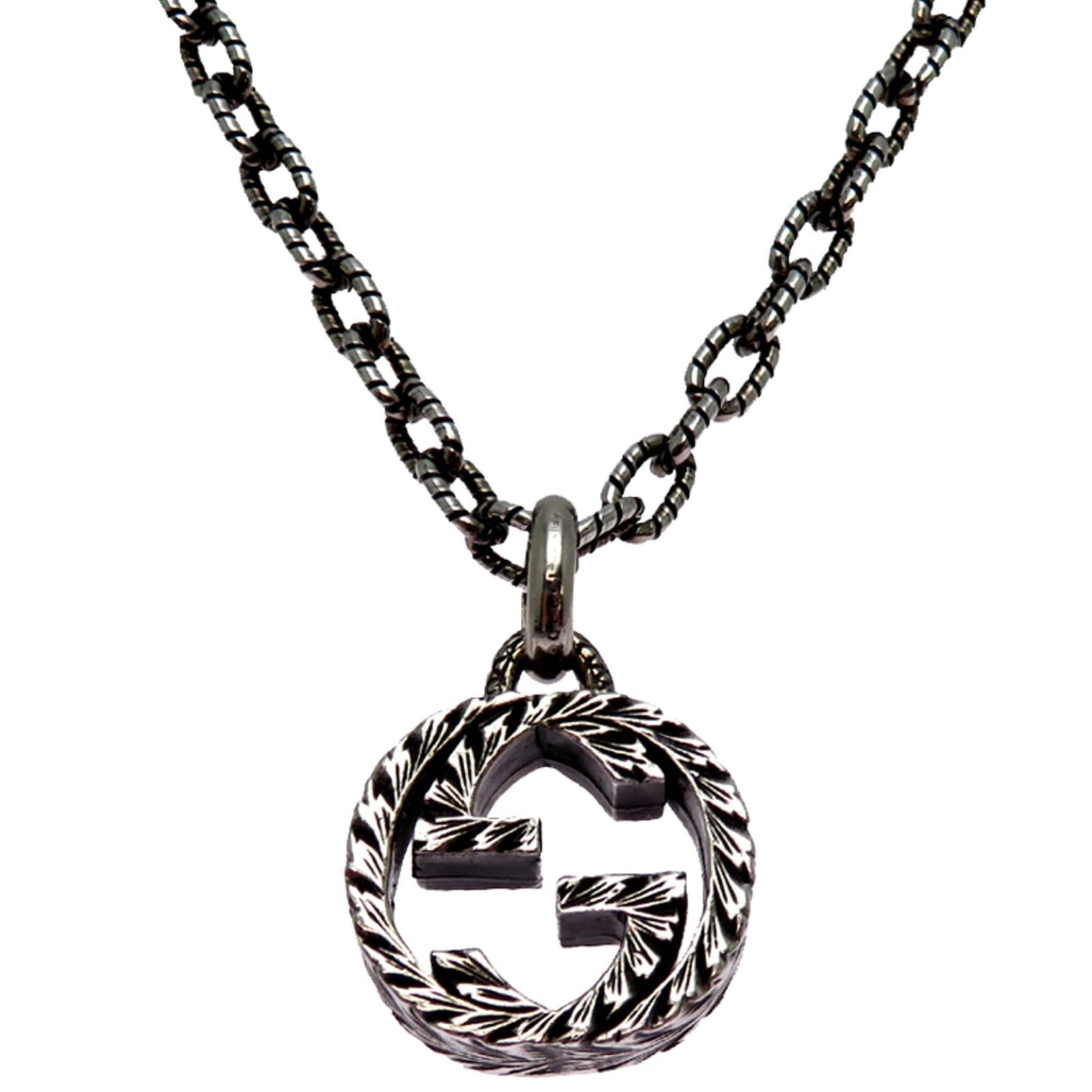 Men's Sterling Silver Interlocking G Gucci Necklace: Men's Sterling Silver Interlocking G Gucci Necklace Sterling silver interlocking G Gucci necklace, featuring intricate details and a classic design. The 45cm chain circumference provides a comfortable