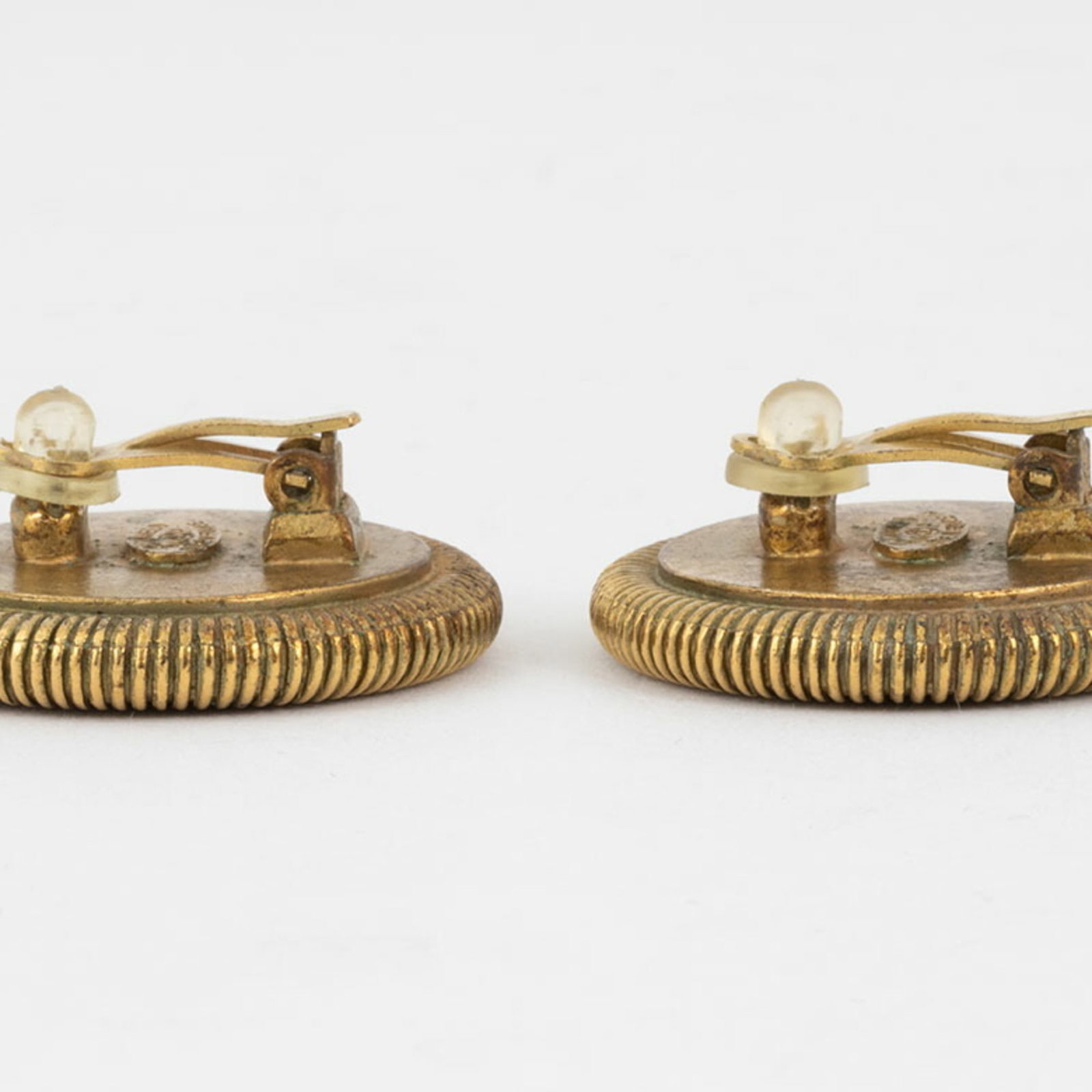 Shell clip earrings Chanel - 4
