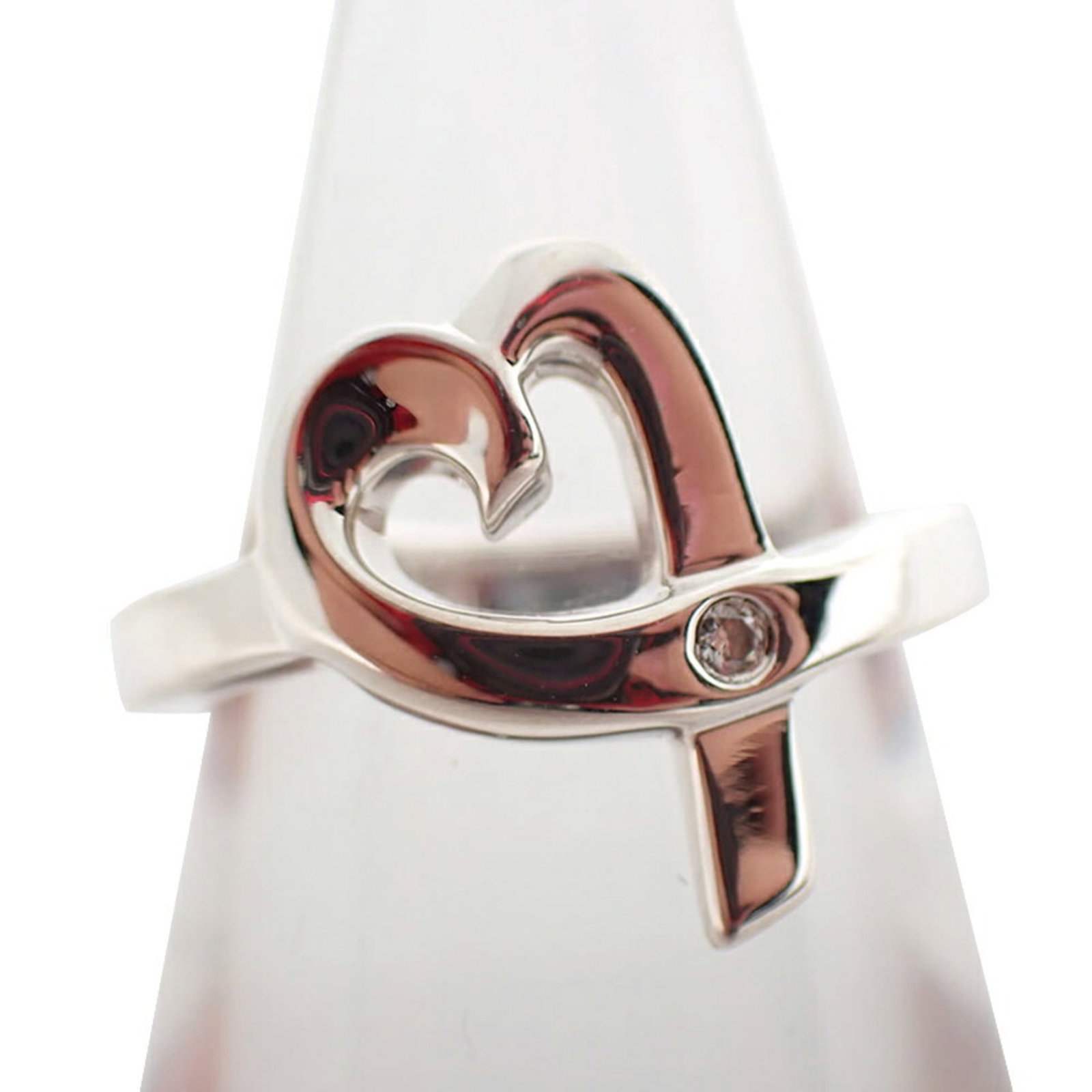 Sterling Silver Ring Tiffany Band: Sterling Silver Ring Tiffany Band Sterling Silver Ring Tiffany Band - A Like New Condition Women's Band with Minimal Signs of Wear. This 925 Sterling Silver ring features a classic design, bearing a