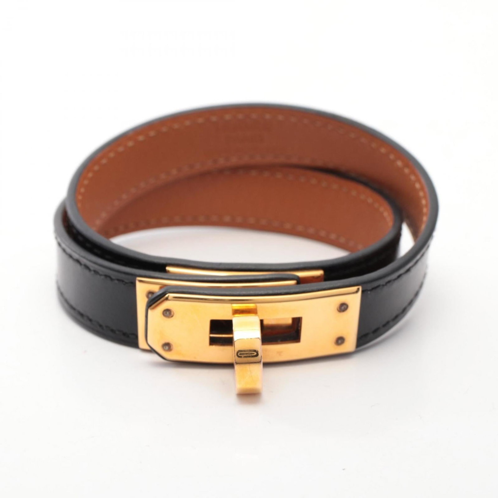 Calf Leather Box Charm Bracelet Hermes: Calf Leather Box Charm Bracelet Hermes Box Calf Leather Box Charm Bracelet in Black features a classic design with a timeless elegance. Made from high-quality box calf leather, this charm bracelet boa