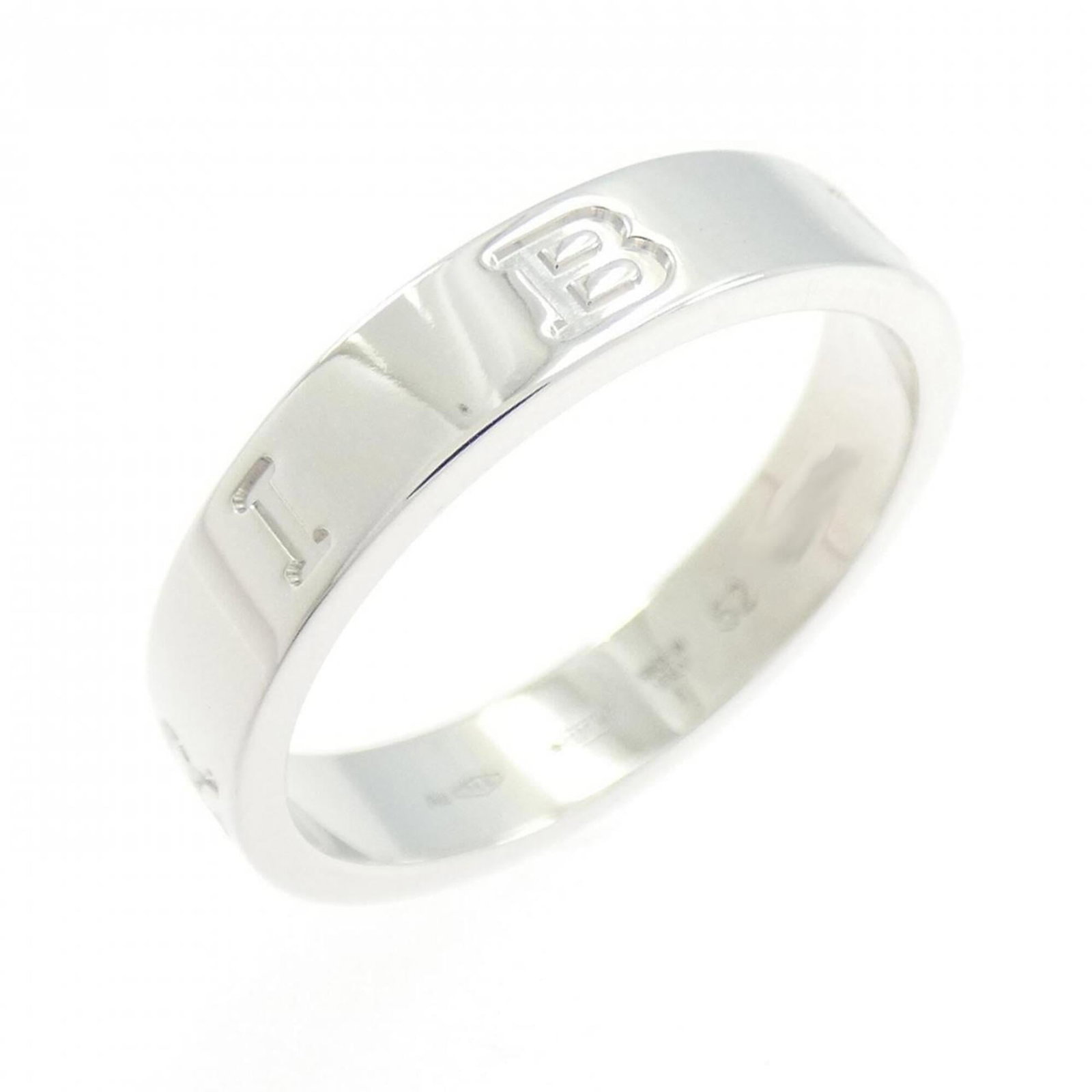 Bvlgari Bulgari B.Zero1 Ring: Bvlgari Bulgari B.Zero1 Ring White Gold Bvlgari Bulgari B.Zero1 Ring, A few traces of usage with some scratches / dirt visible, overall in very good condition. This ring features the iconic B.Zero1 de